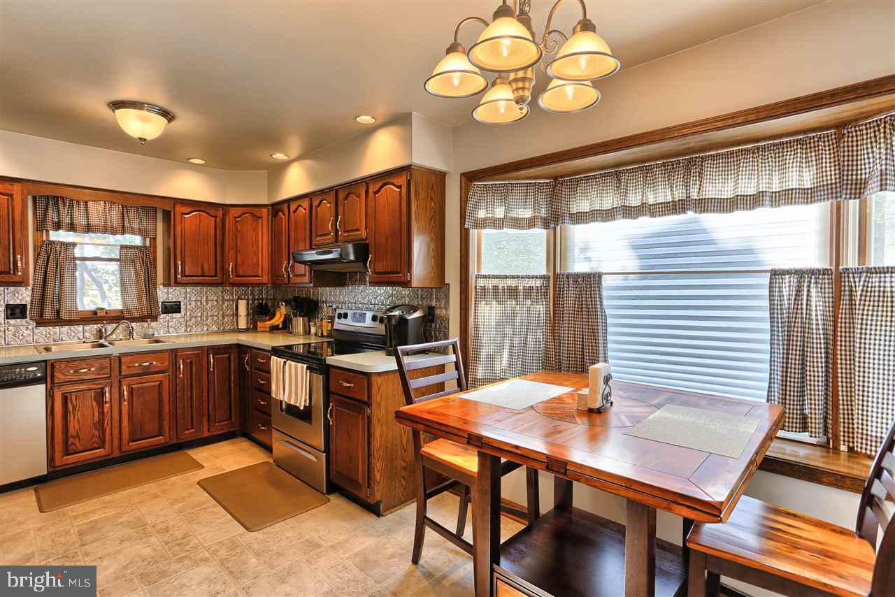 FAIRWAY ESTATES - Residential