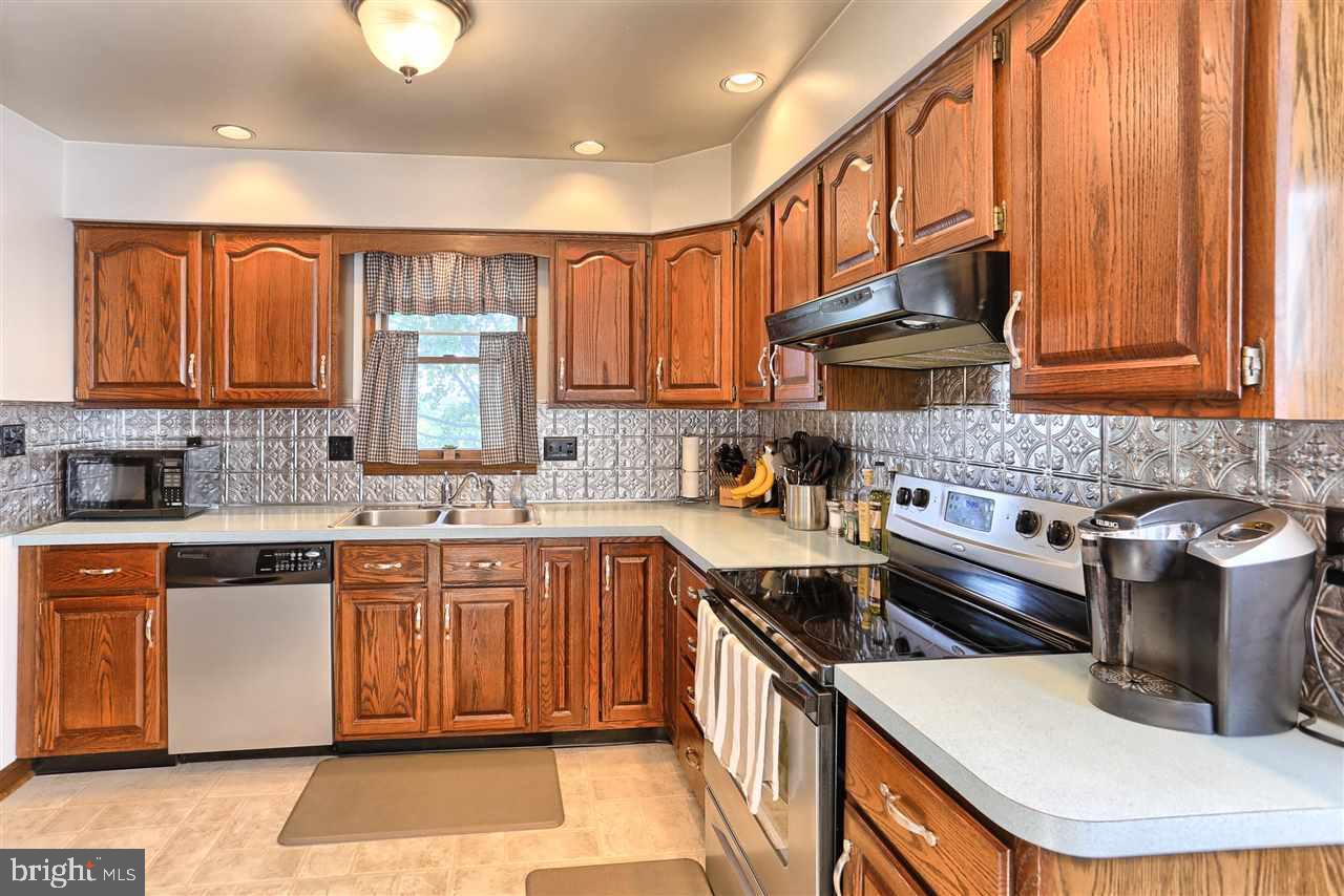 FAIRWAY ESTATES - Residential