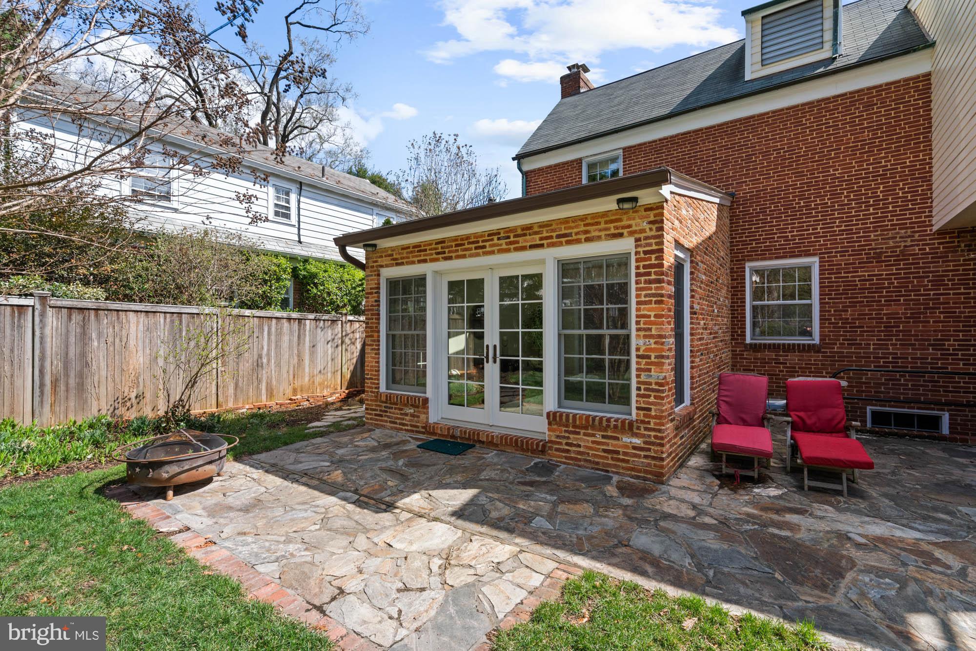 WESTGATE - Residential
