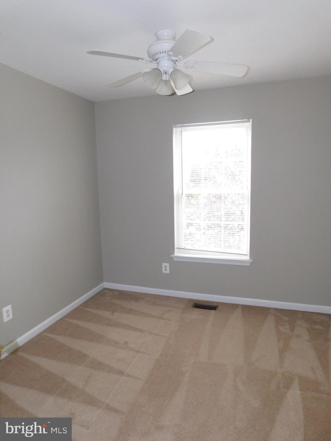 HOLLY WOODS - Residential