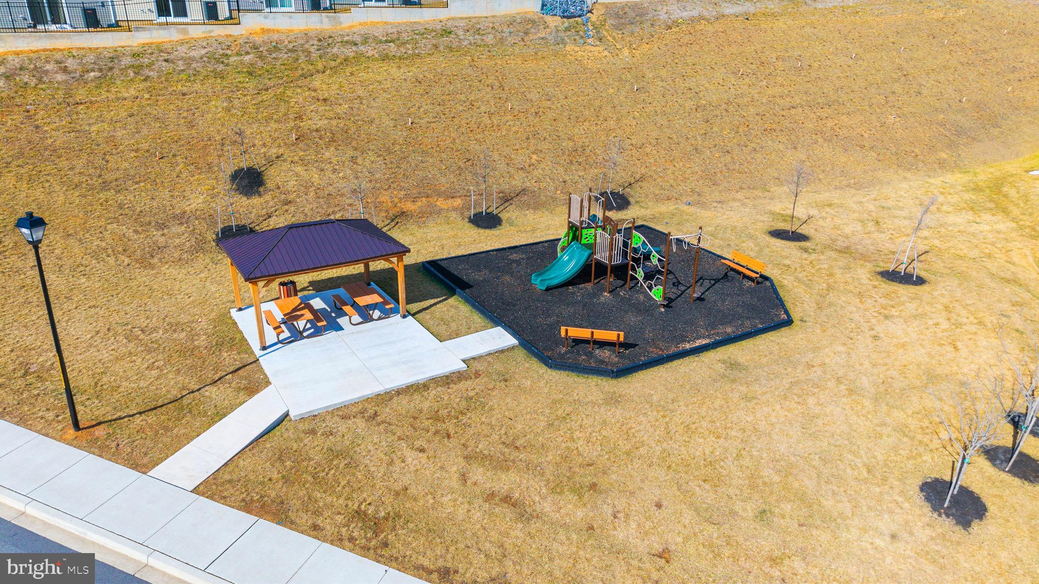 HOMEPLACE AT RIVERSIDE - Residential