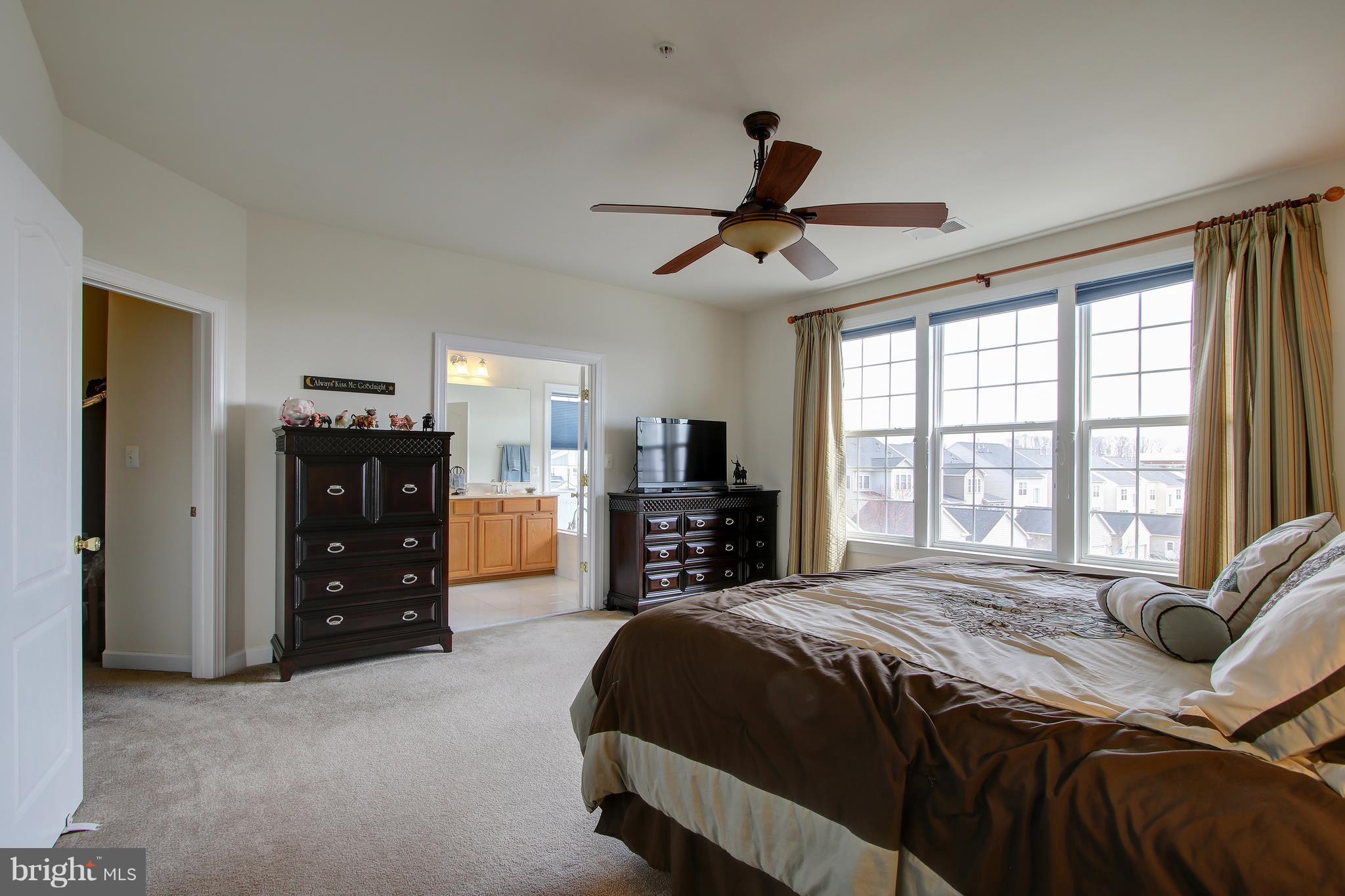 GREENWAY VILLAGE - Residential