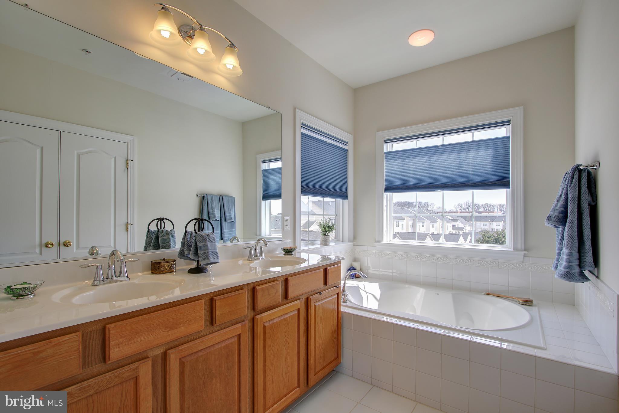 GREENWAY VILLAGE - Residential