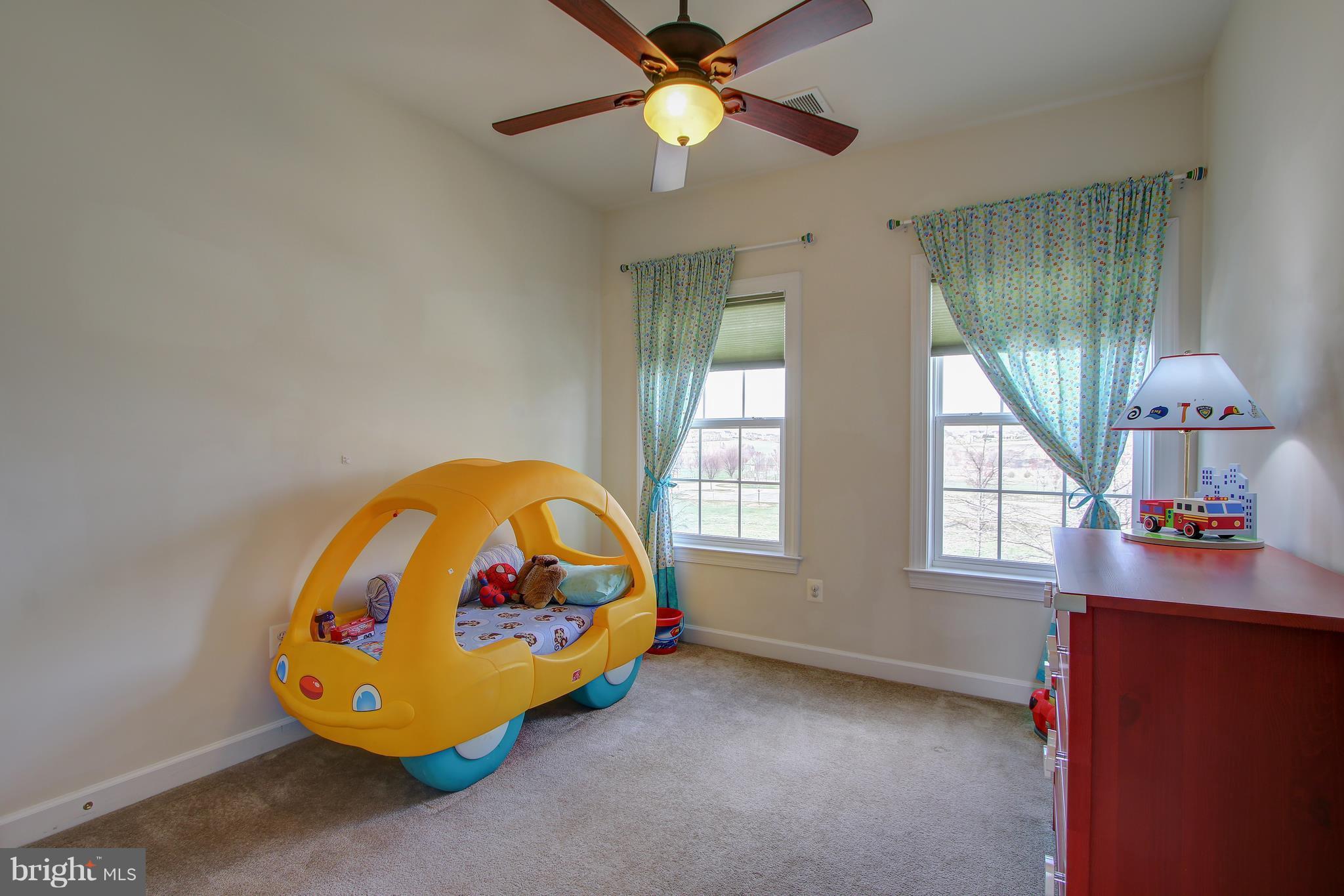 GREENWAY VILLAGE - Residential