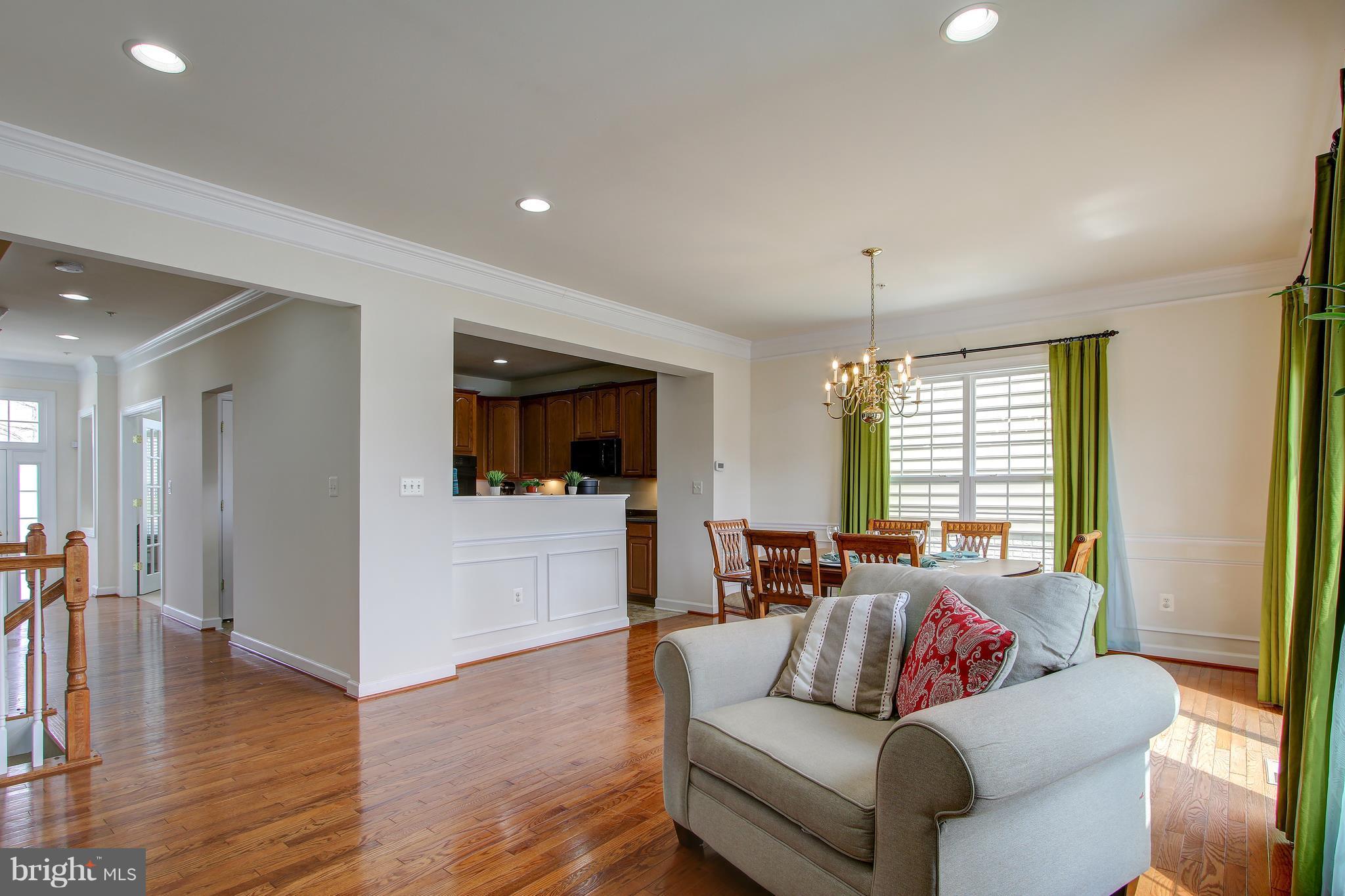 GREENWAY VILLAGE - Residential