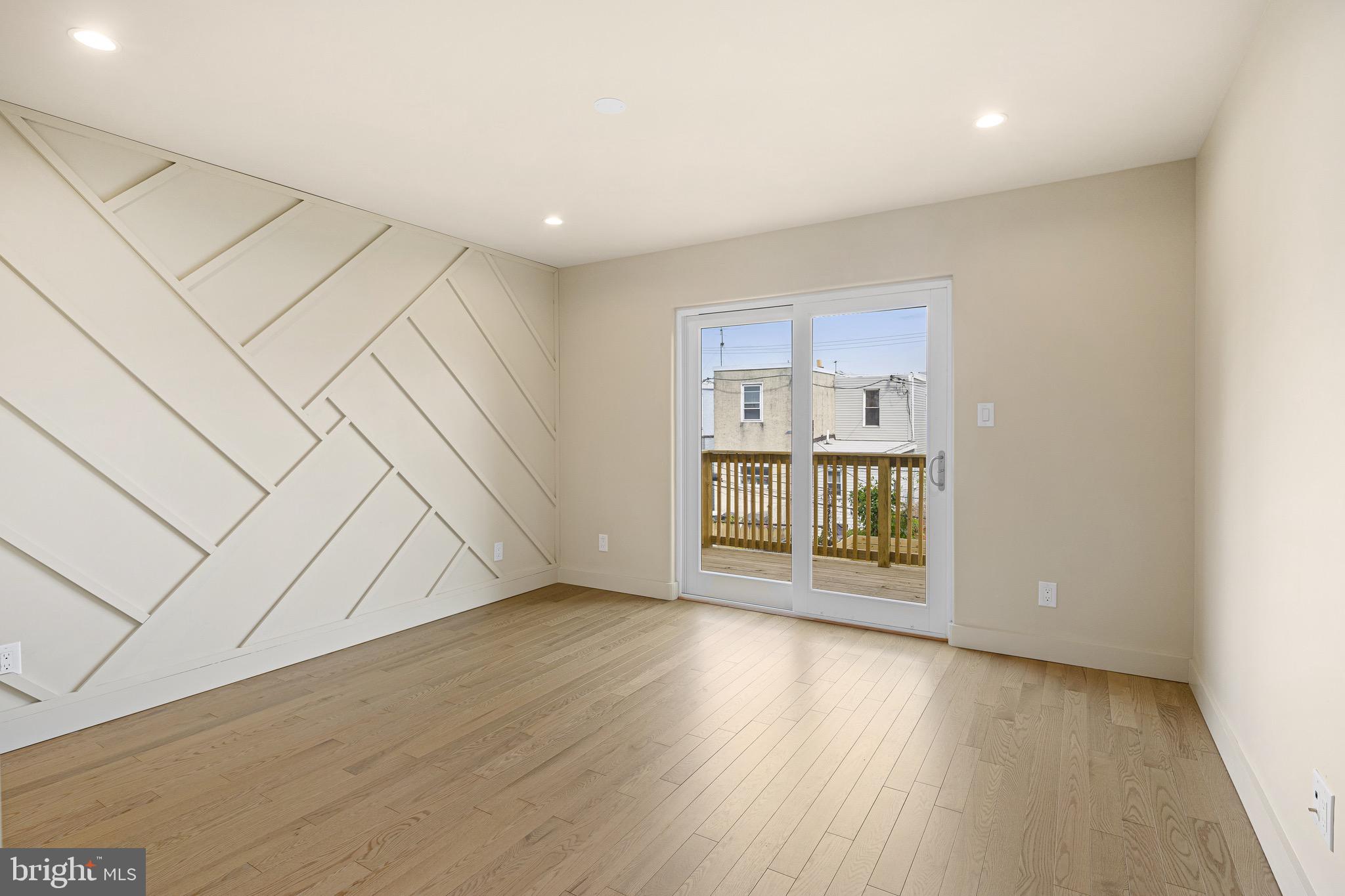RICHMOND - Residential