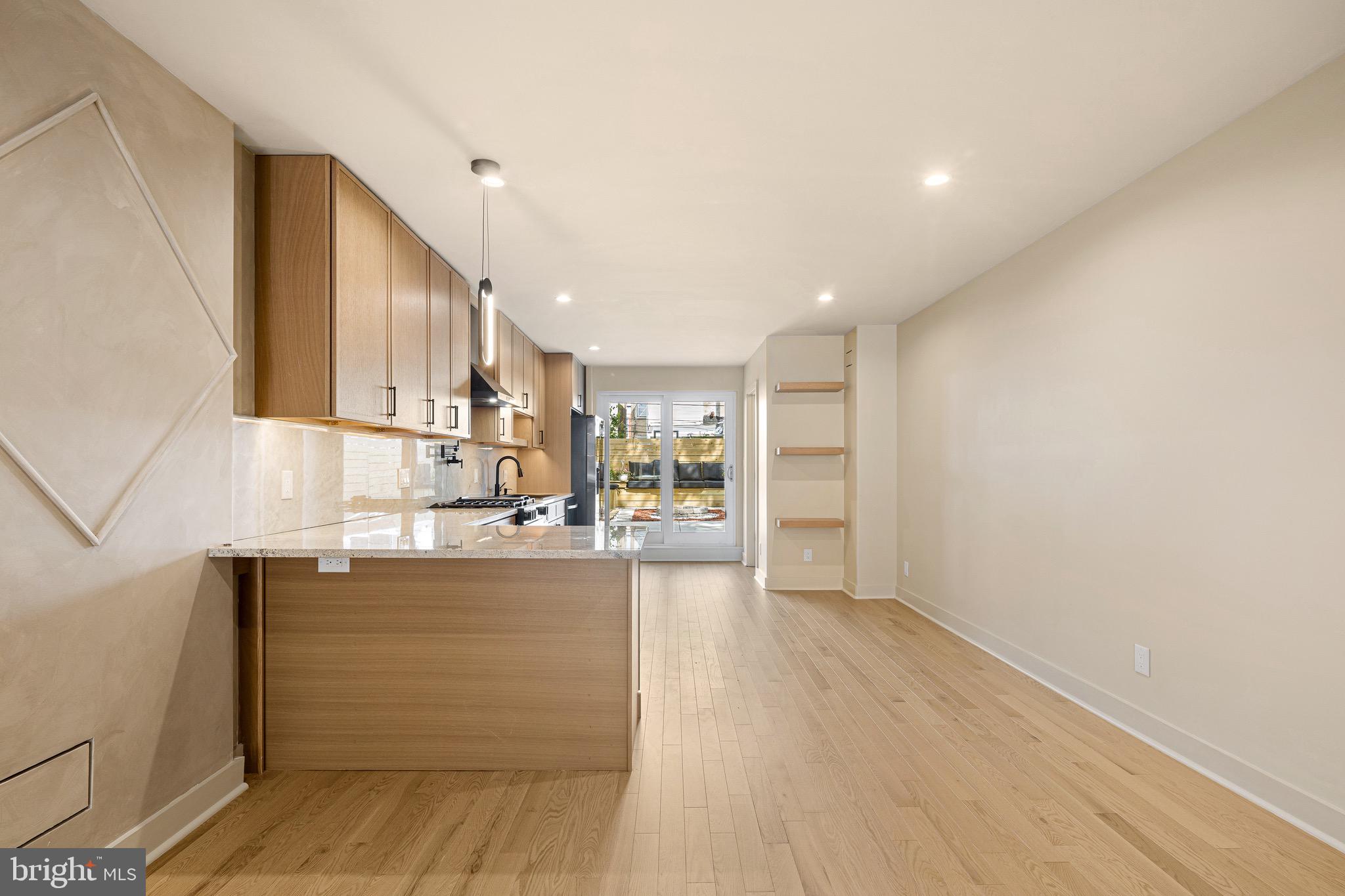 RICHMOND - Residential