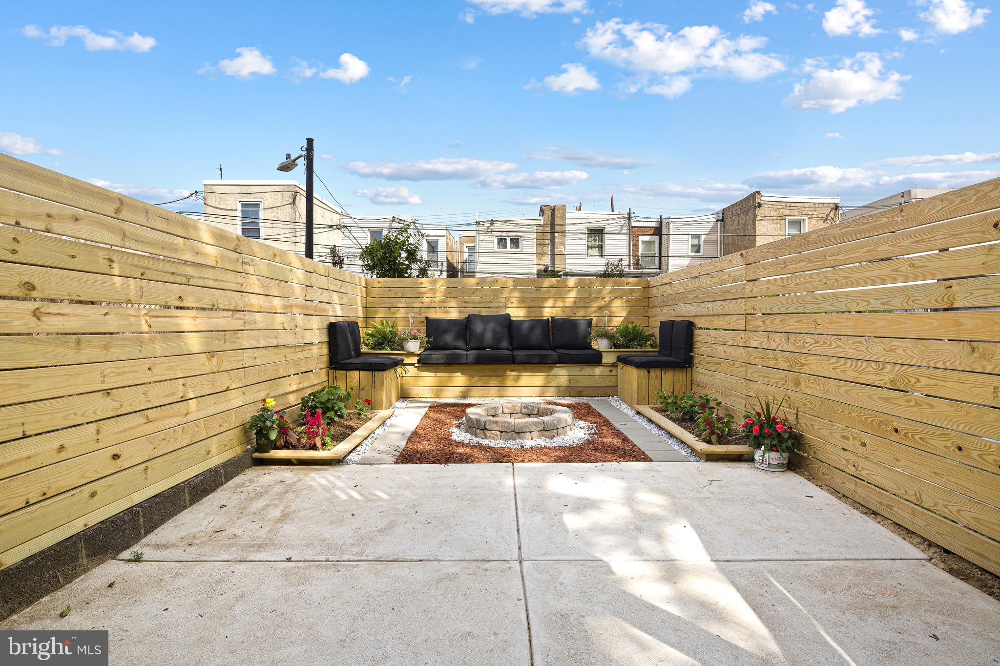 RICHMOND - Residential