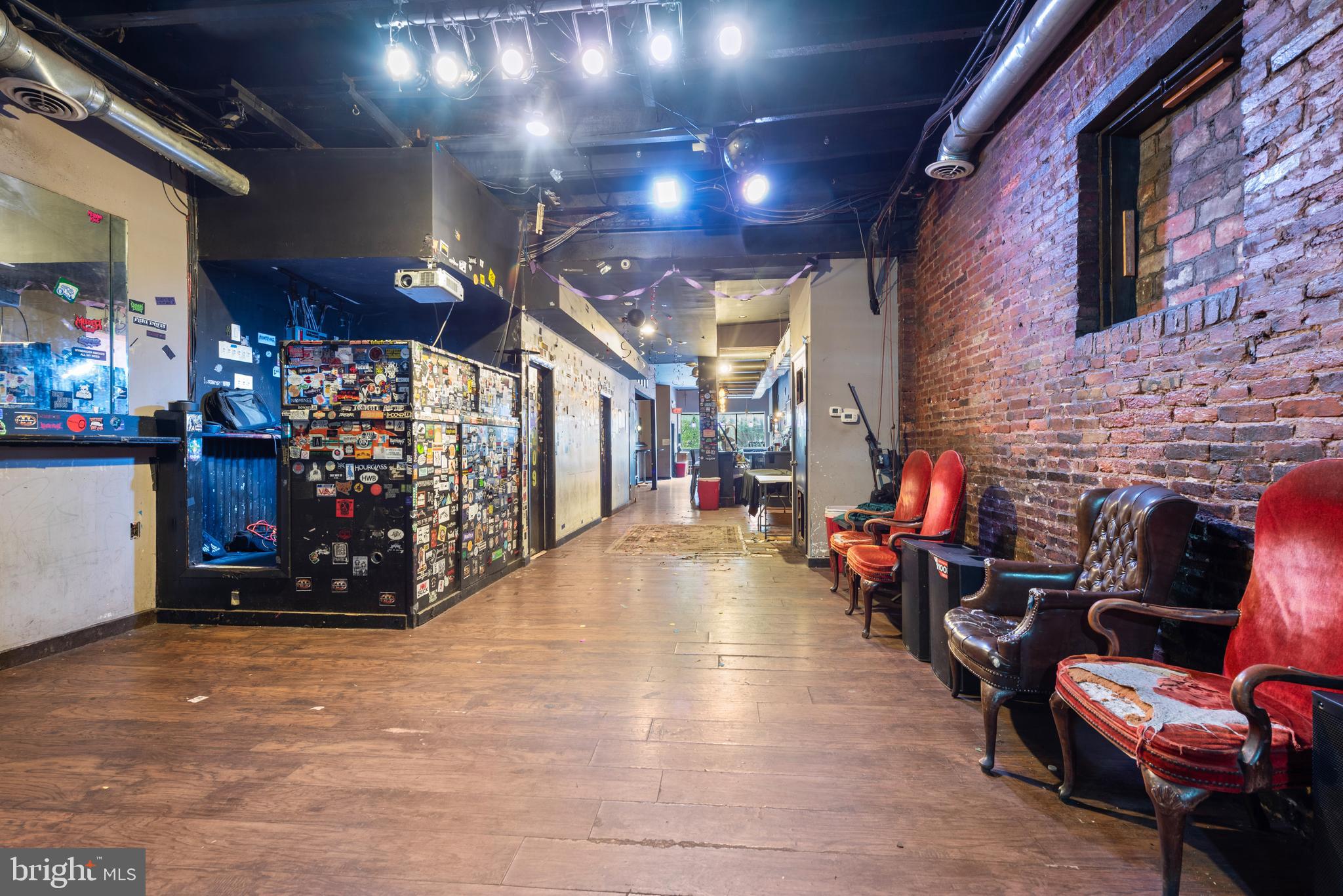 STATION NORTH ARTS DISTRICT - Residential Income