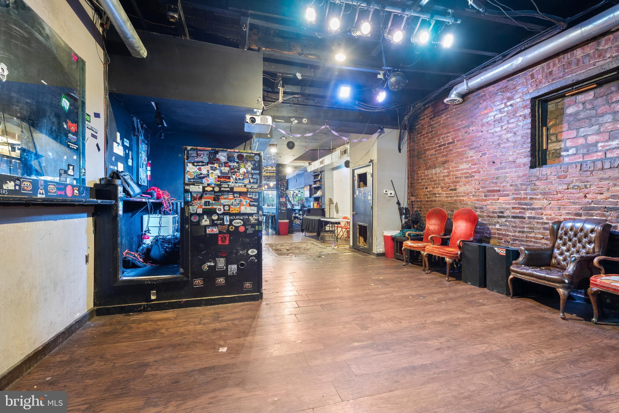 STATION NORTH ARTS DISTRICT - Residential Income