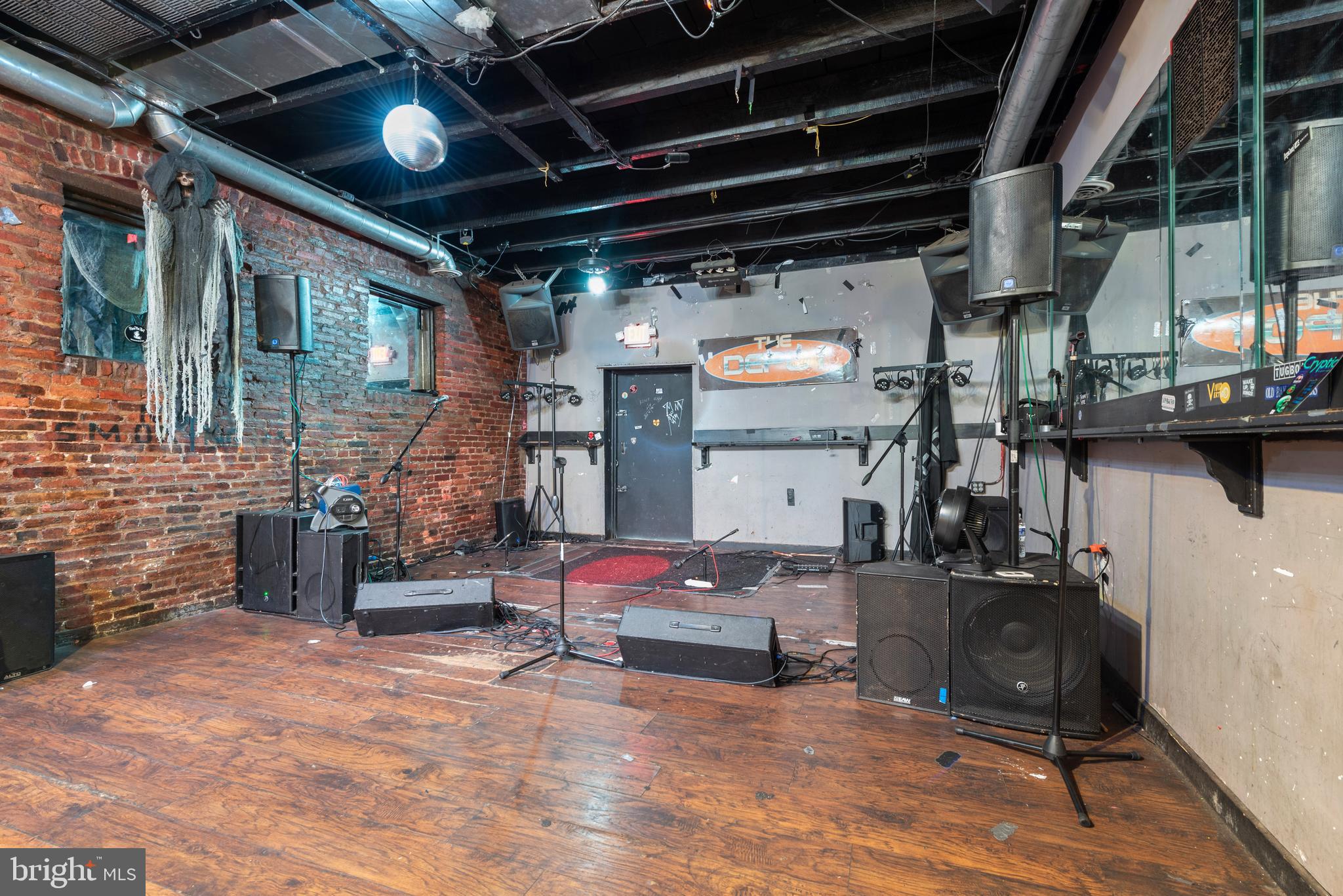 STATION NORTH ARTS DISTRICT - Residential Income