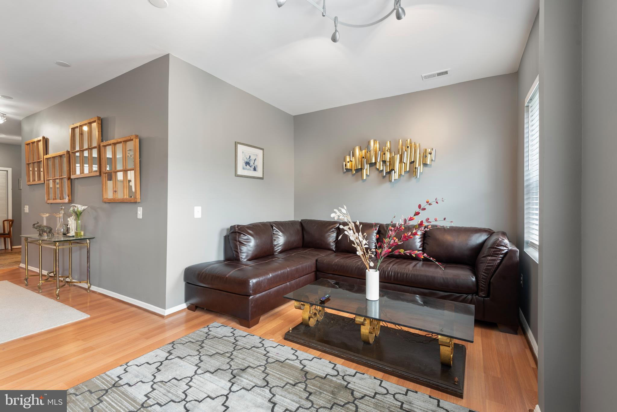 STATION NORTH ARTS DISTRICT - Residential Income