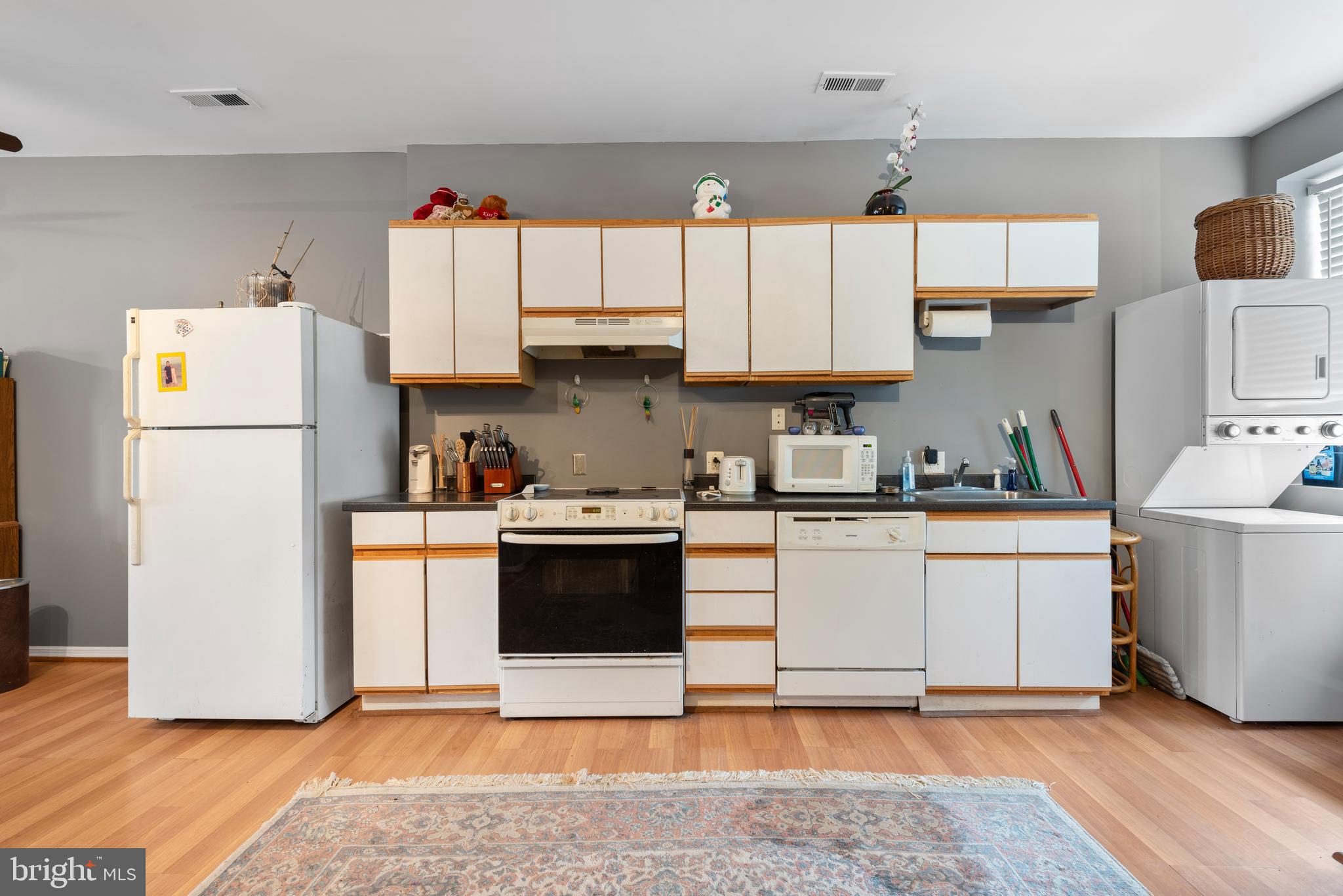 STATION NORTH ARTS DISTRICT - Residential Income