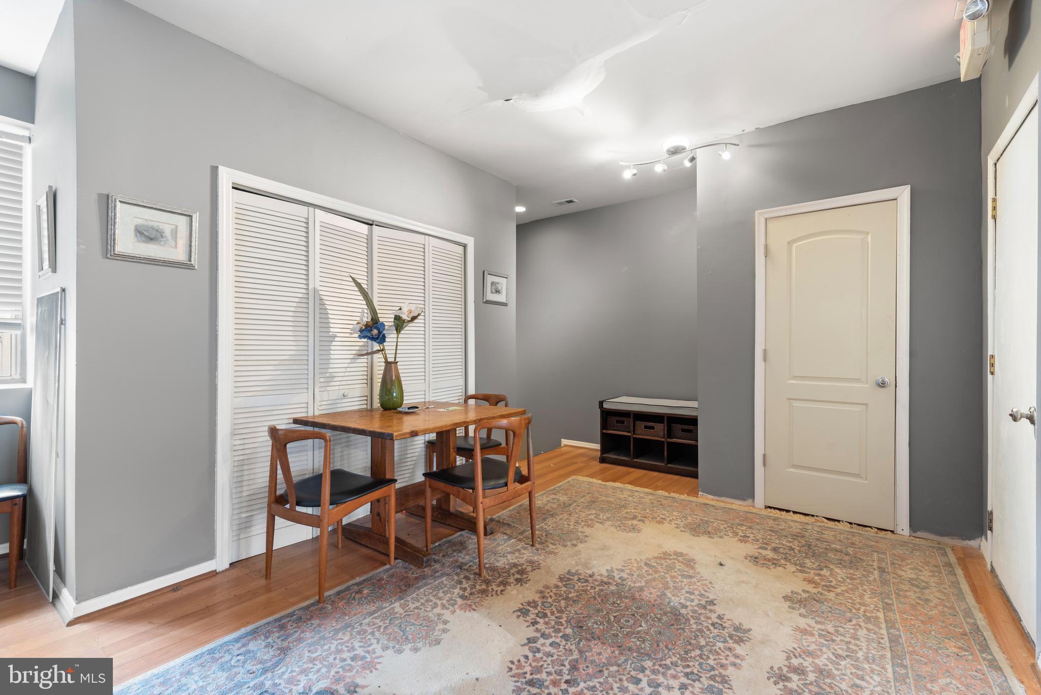 STATION NORTH ARTS DISTRICT - Residential Income