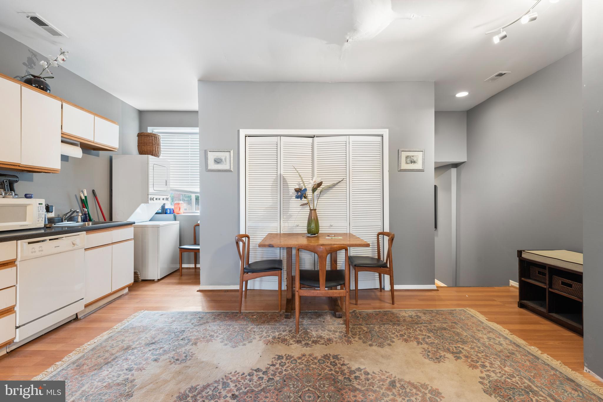 STATION NORTH ARTS DISTRICT - Residential Income