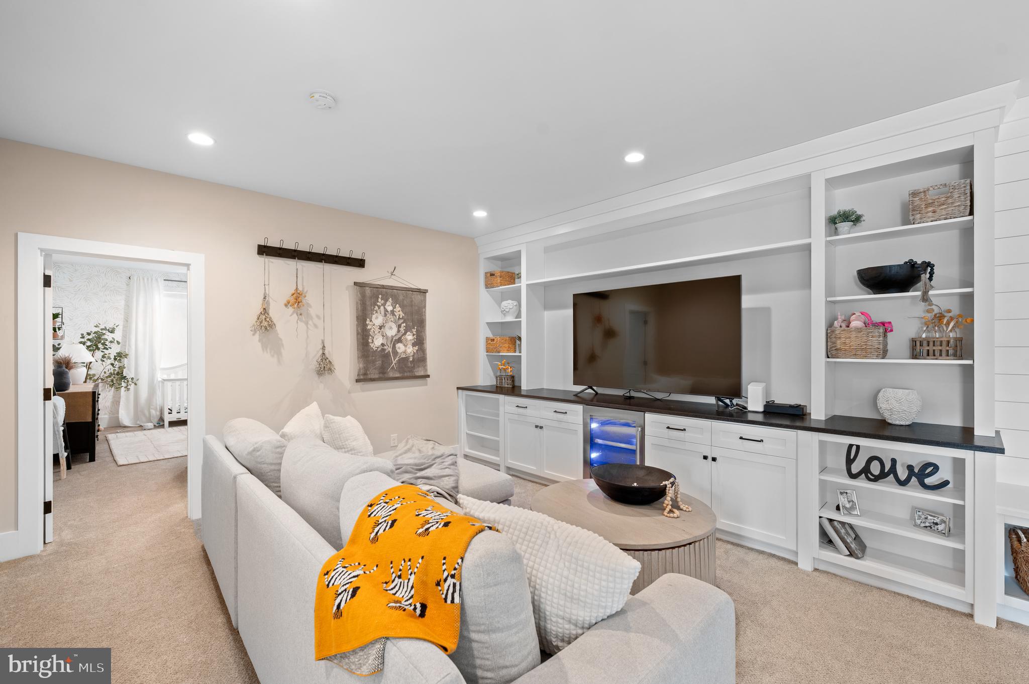 SAWMILL COURT - Residential