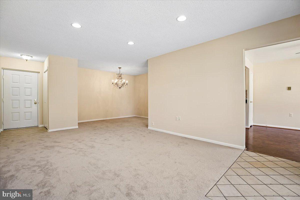 LEISURE WORLD - Residential