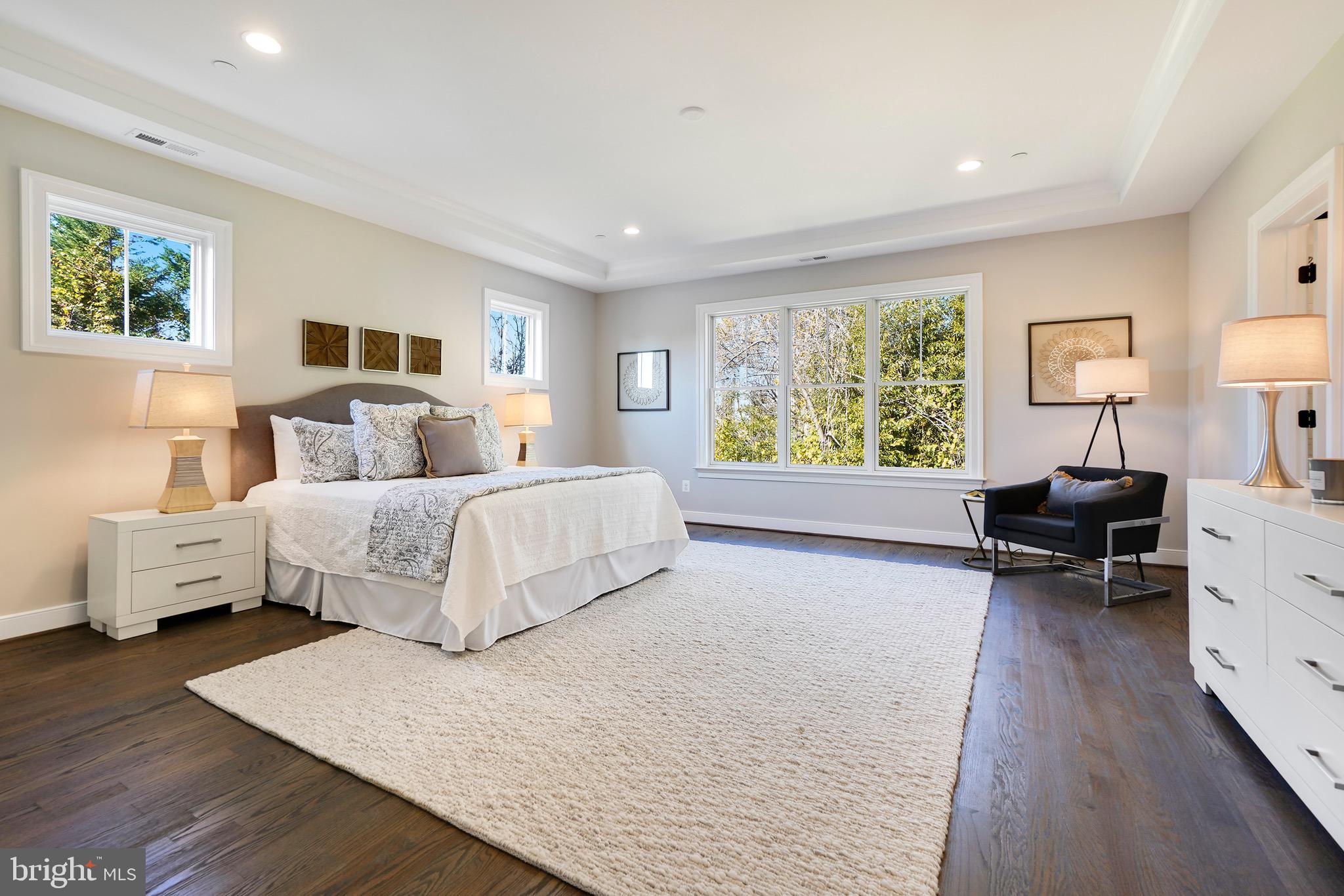WILDWOOD MANOR - Residential