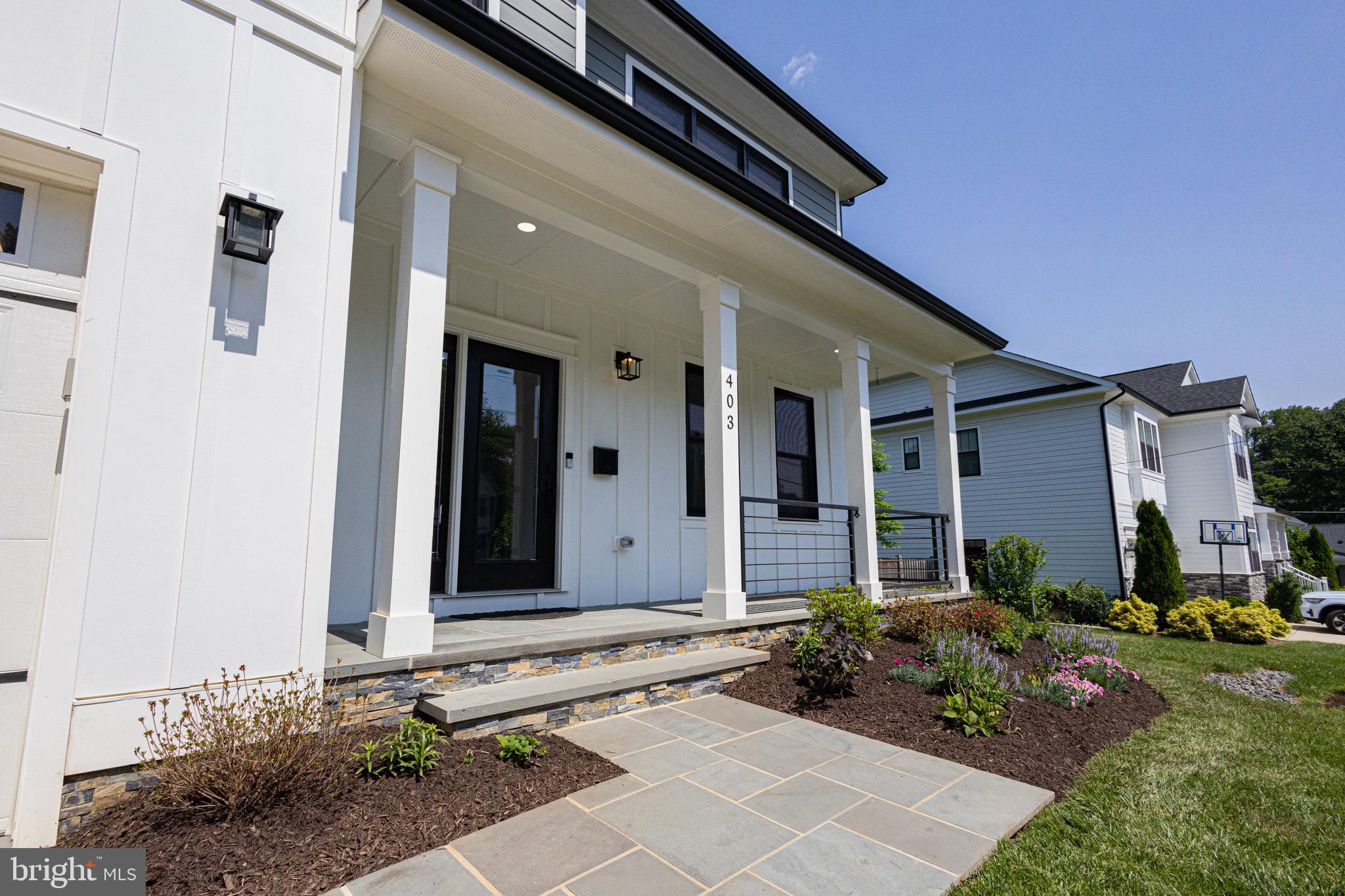 VIENNA WOODS - Residential