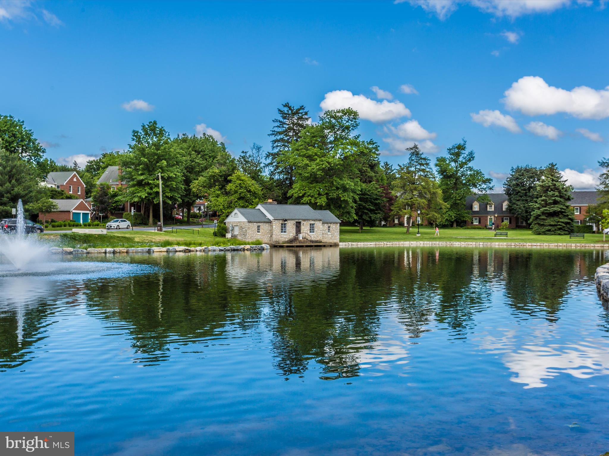 ROSEDALE - Residential
