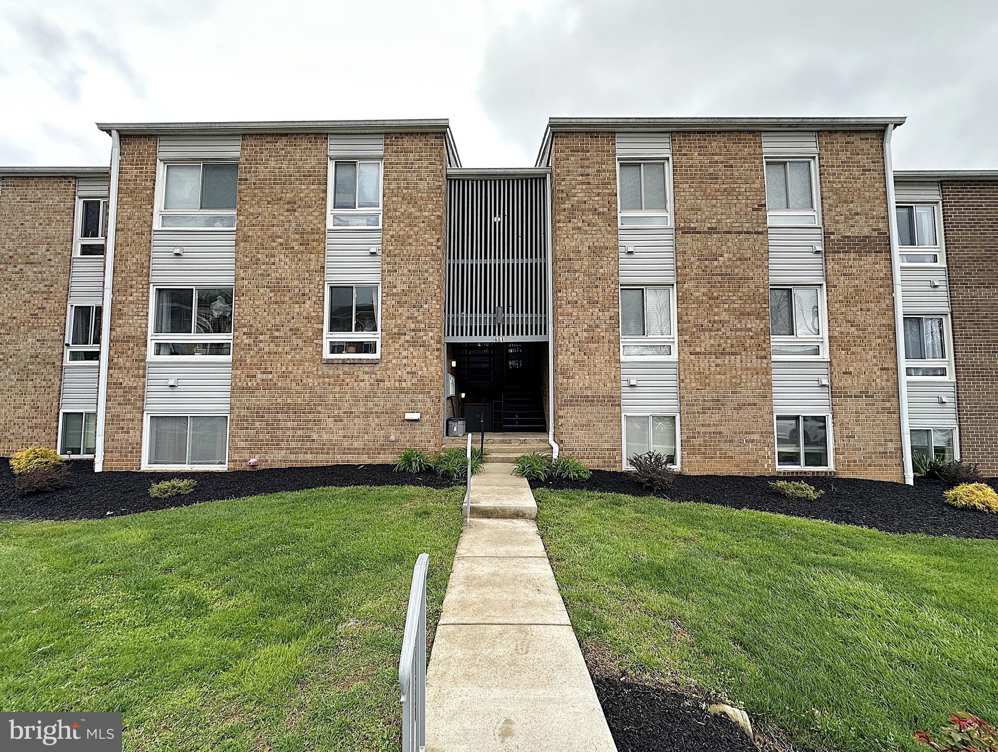 Moores Mill condo 1 bedroom 1 full bath in the heart of Bel Air. Location is fantastic with a short walk or drive to everywhere you need to be. Bottom level unit is right next to laundry and storage space for ease of access. There is also space for dining room that opens to living area and back patio. Condo could use some cosmetic updates but in good working order.