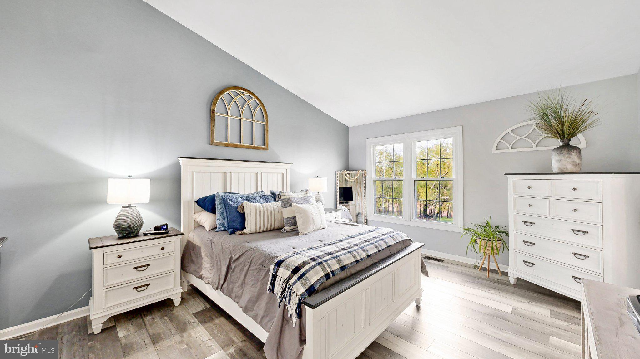 MISTY VALE FARM - Residential
