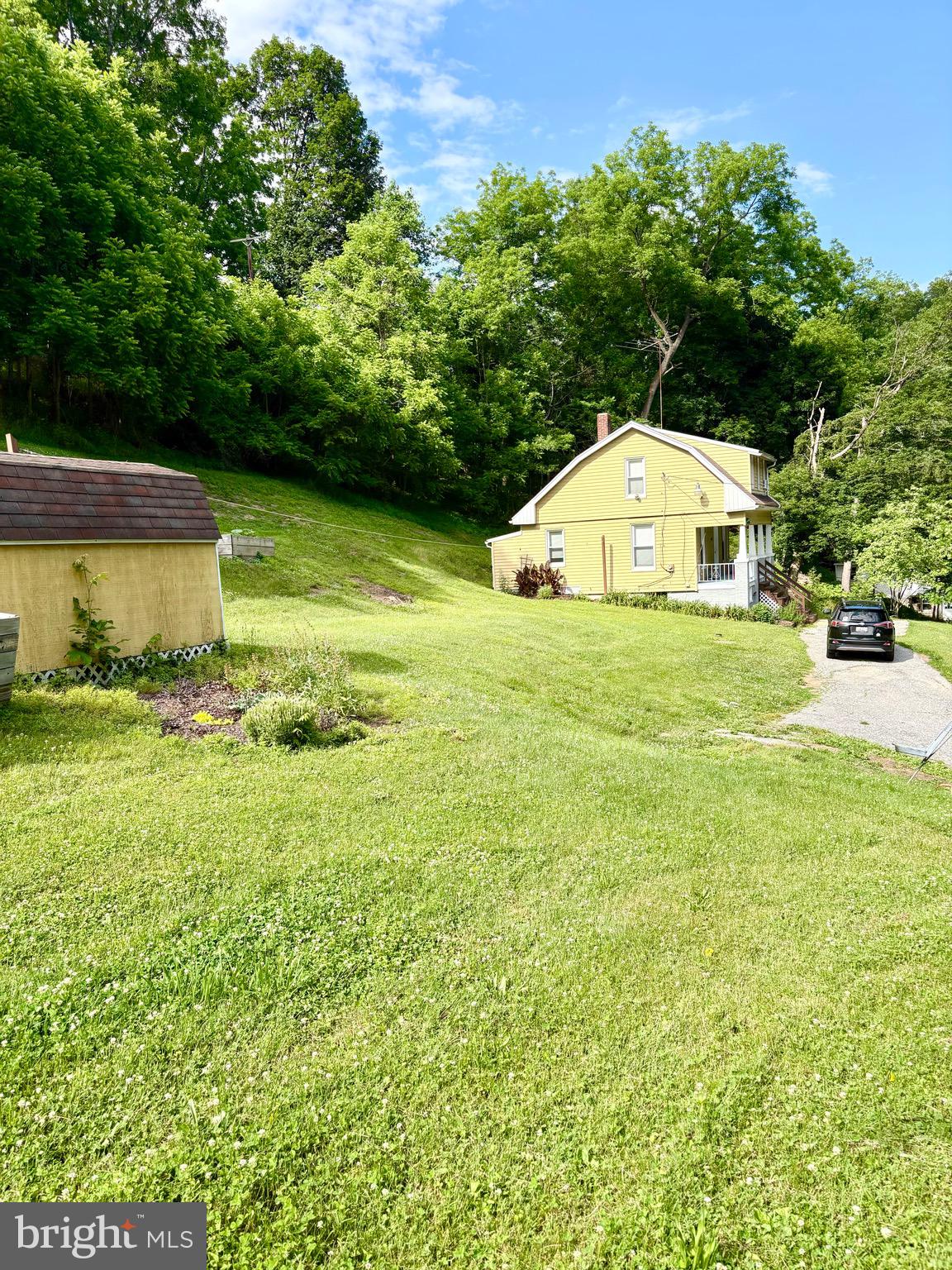 WHITEHALL - Residential