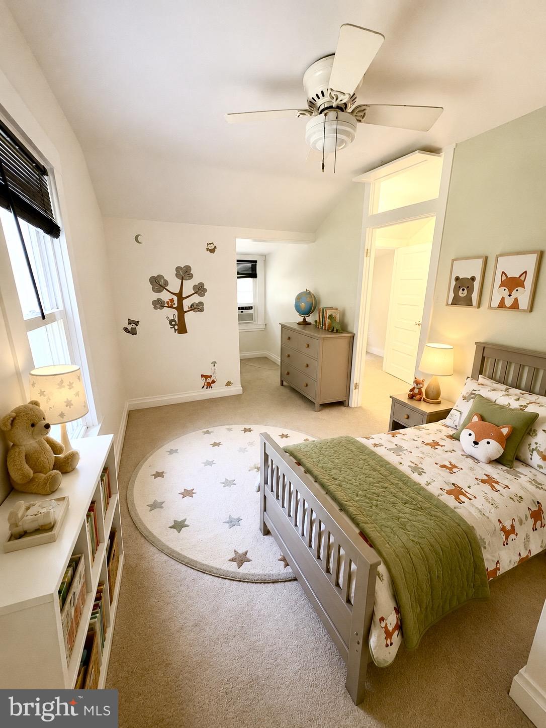 WHITEHALL - Residential