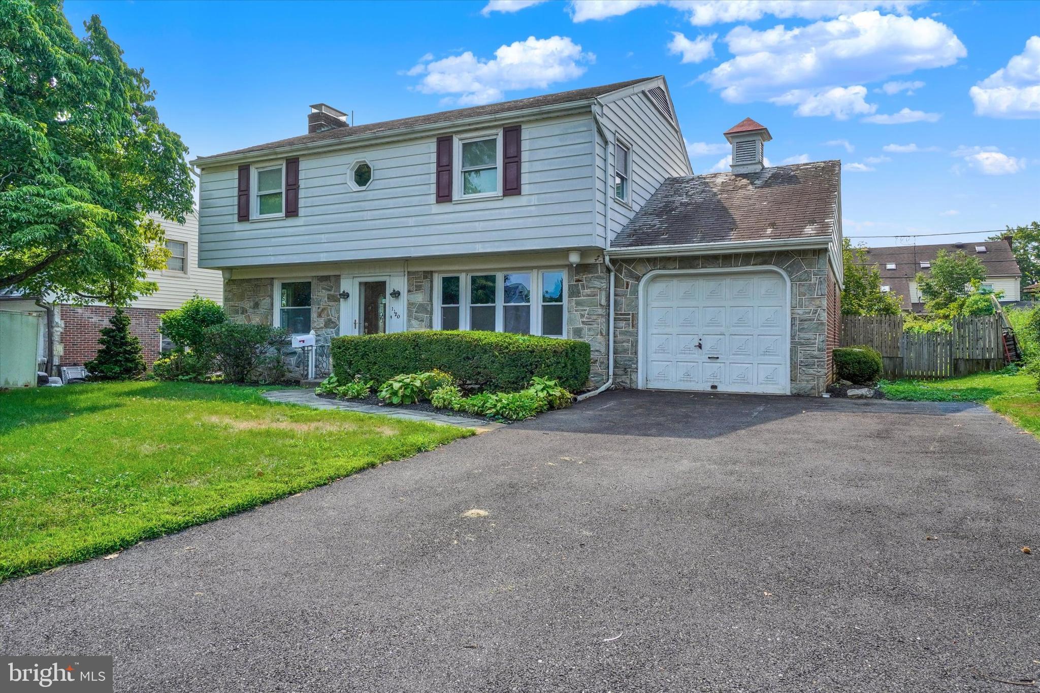 GRANDVIEW HEIGHTS - Residential