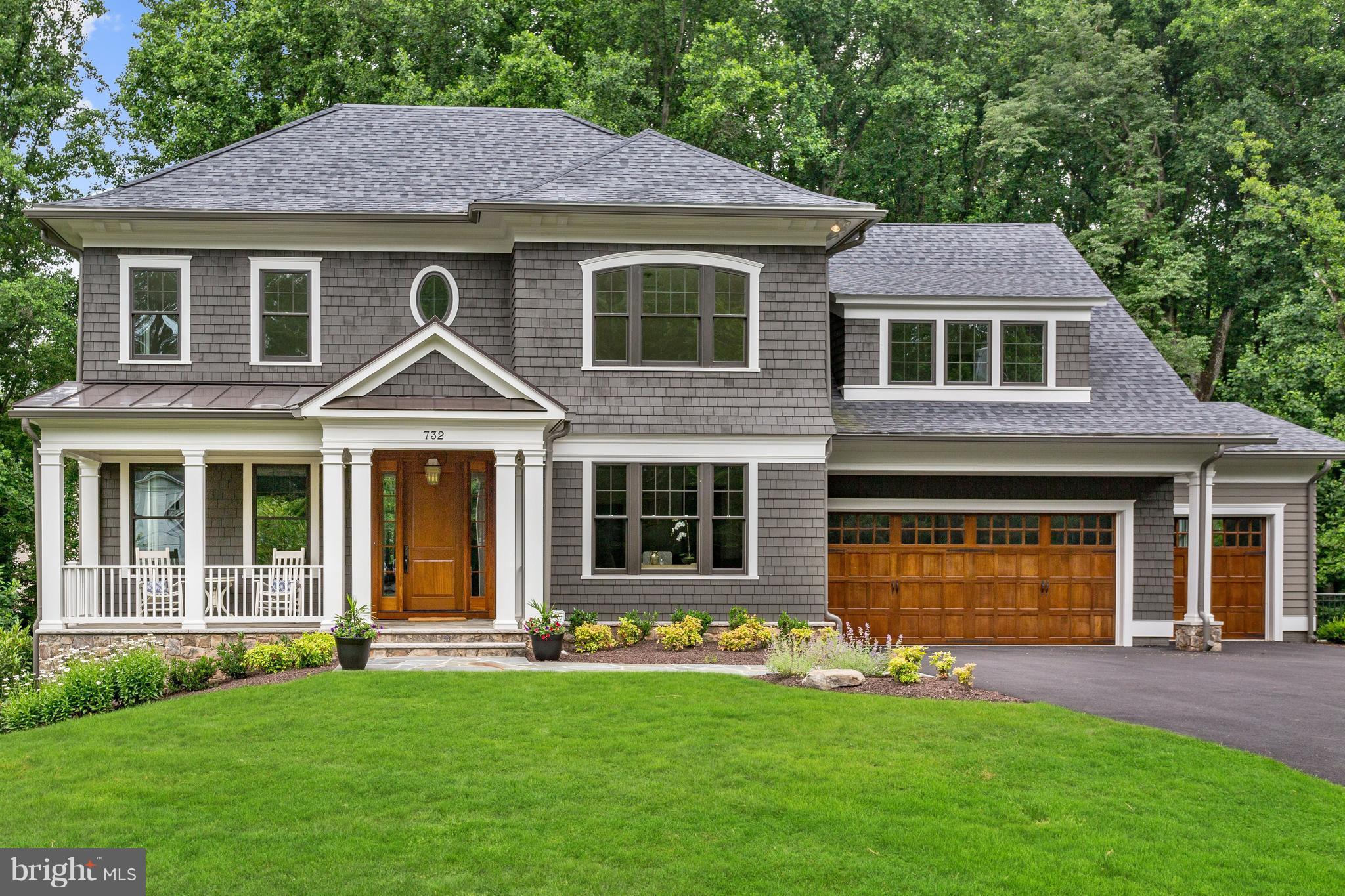 RIVER OAKS - Residential