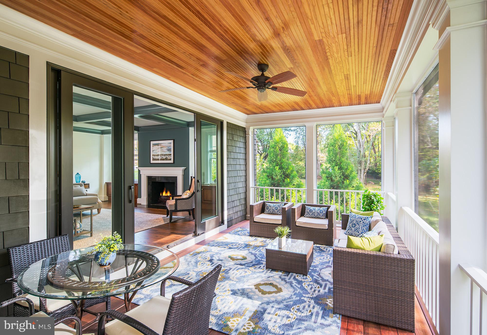 RIVER OAKS - Residential