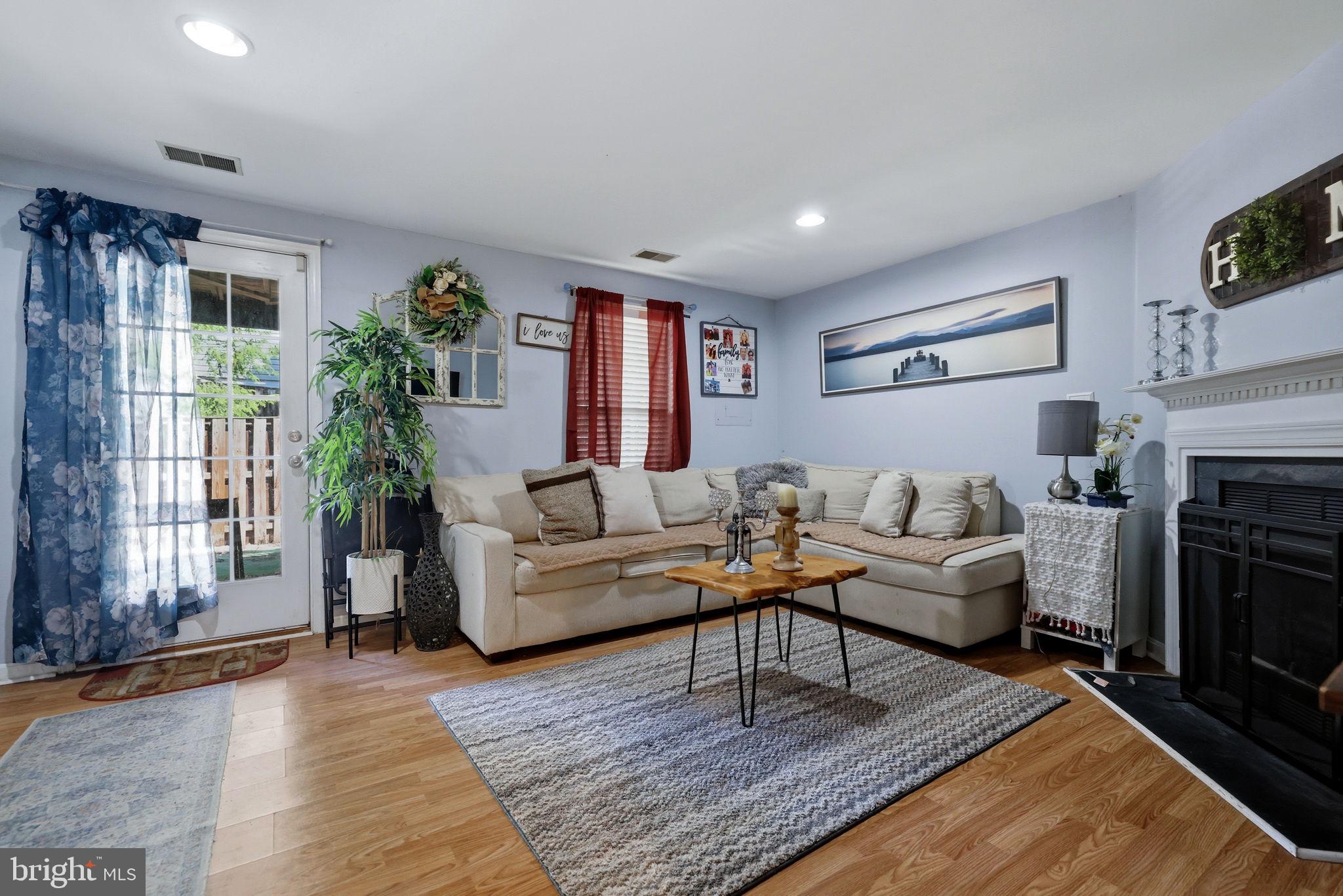 DOMINION STATION - Residential