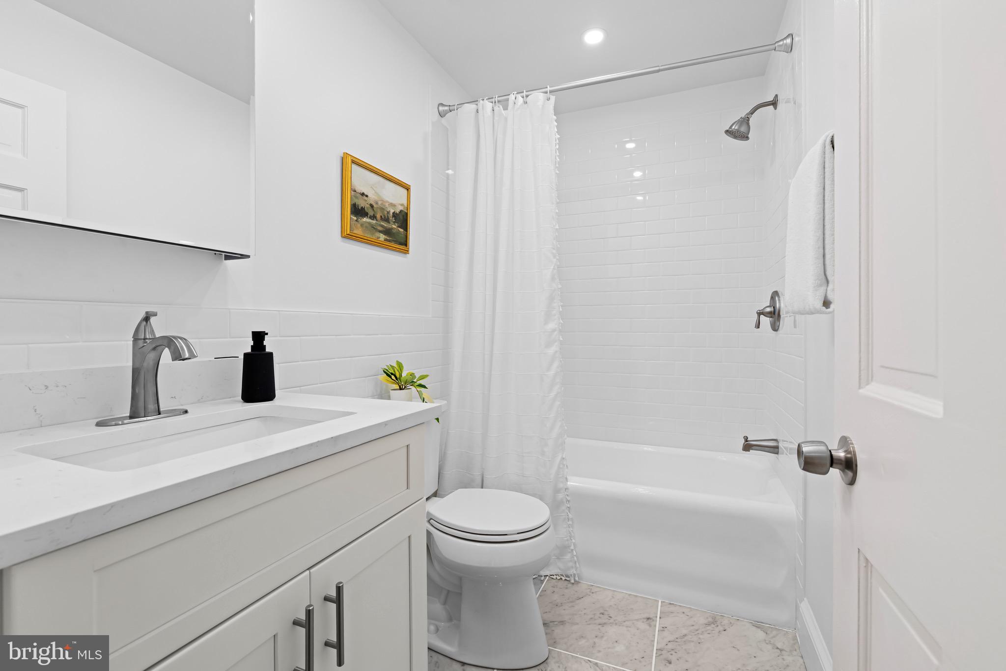 PEN LUCY - Residential