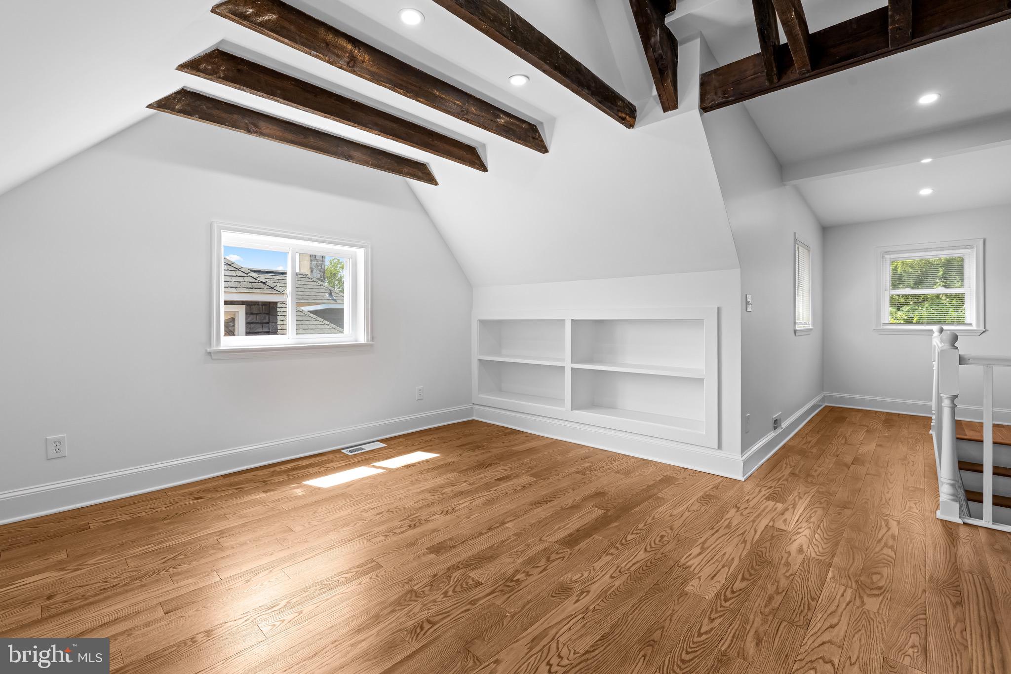 PEN LUCY - Residential