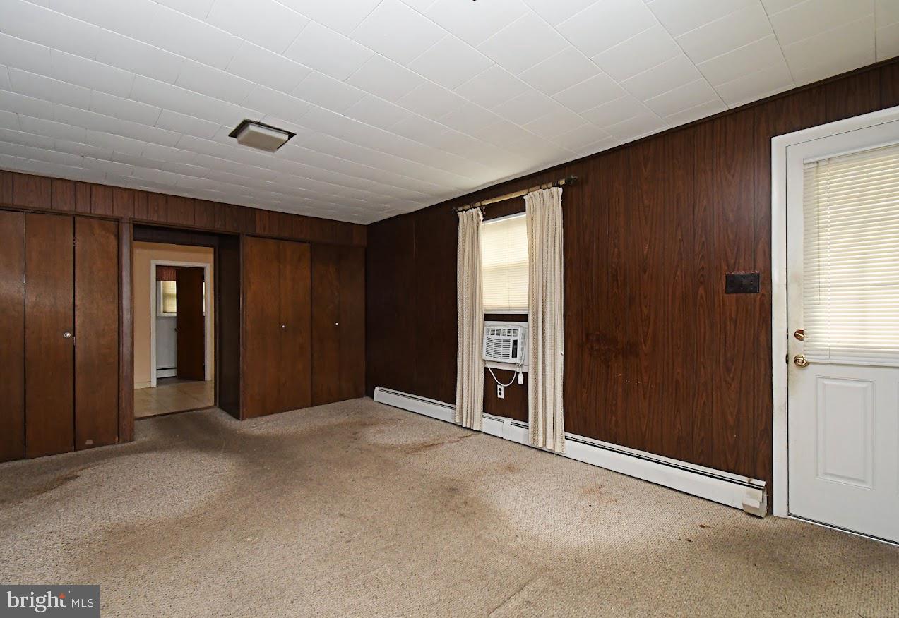 CRESTWYCK - Residential