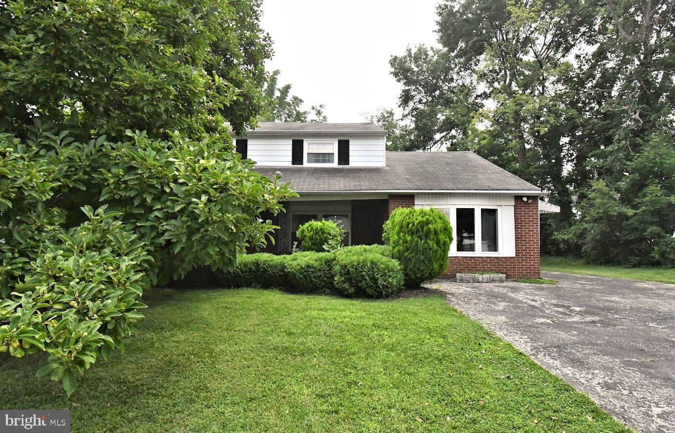 Large 4 bedroom 2.1 bath colonial being sold in as is condition. This home needs a lot of work inside and out but has great potential.  Garage converted into a 2nd  family room. Located in a nice neighborhood across the street from the elementary school and ball fields. Only about 1/2 mile from the Upper Merion community center. Upper Merion schools, nice flat lot. Sold as is and needs lots of work. Wonderful Opportunity!