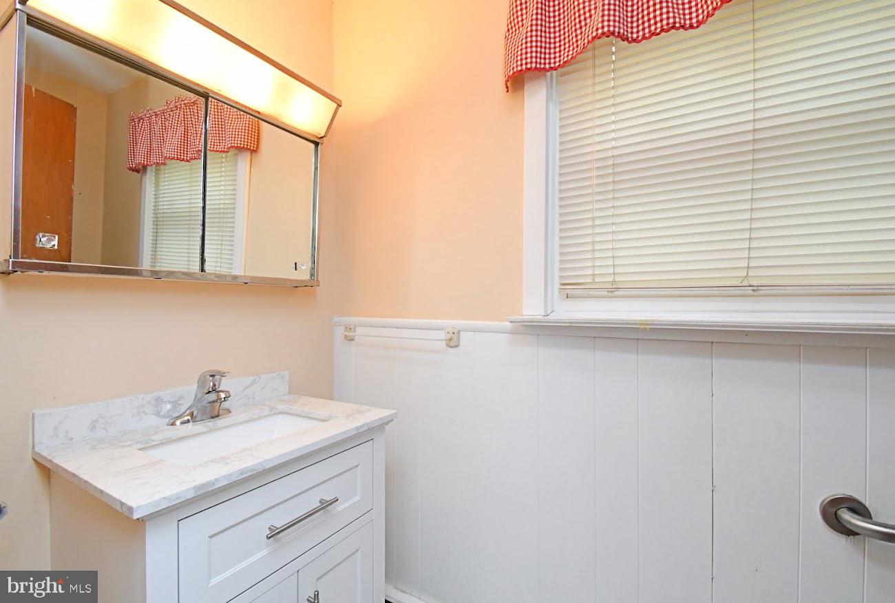 CRESTWYCK - Residential