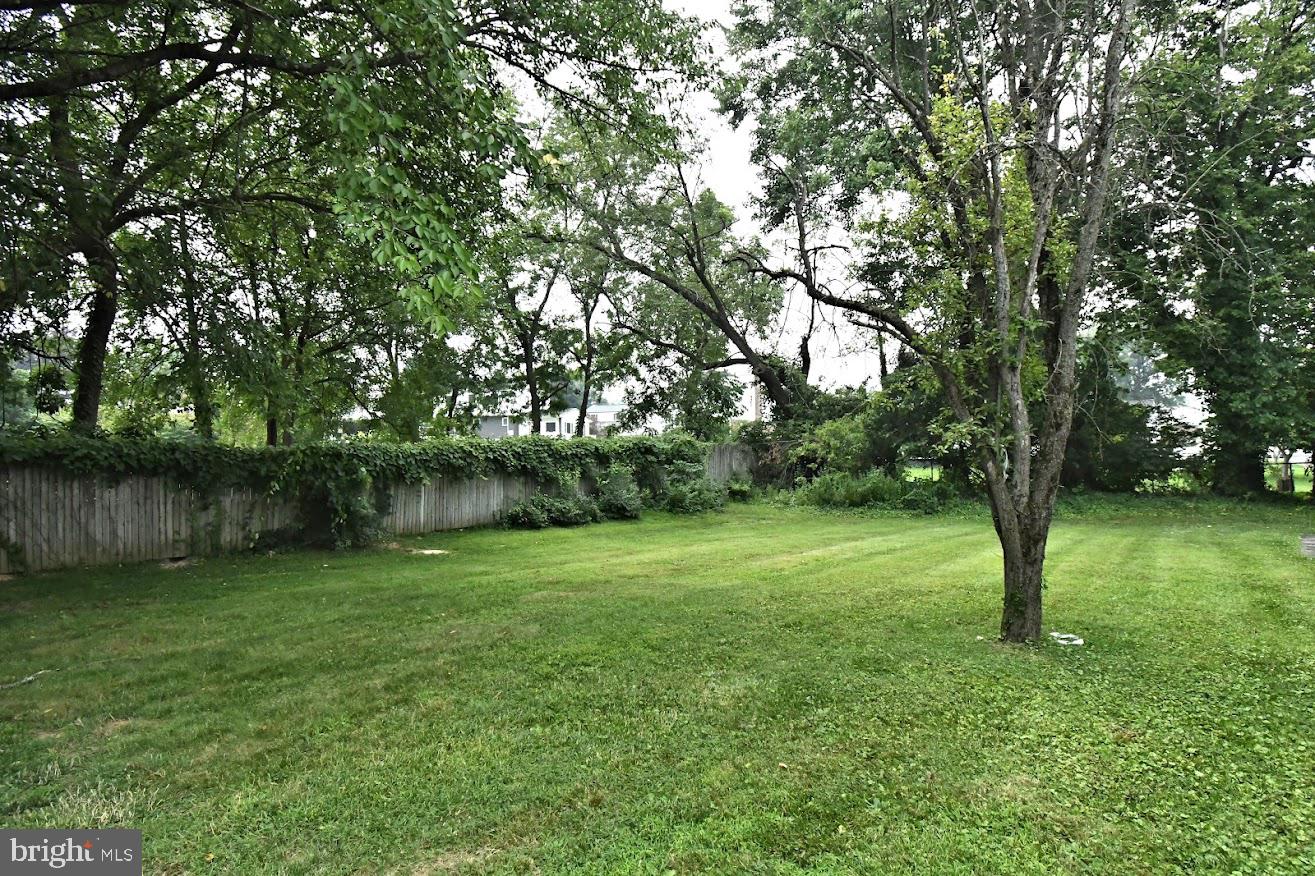 CRESTWYCK - Residential