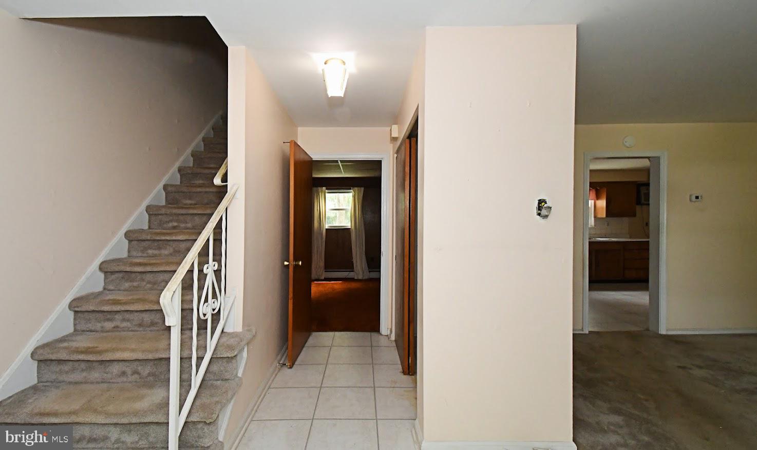 CRESTWYCK - Residential