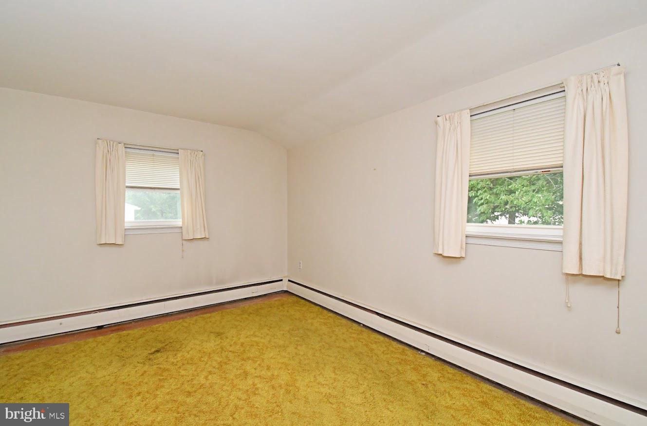 CRESTWYCK - Residential