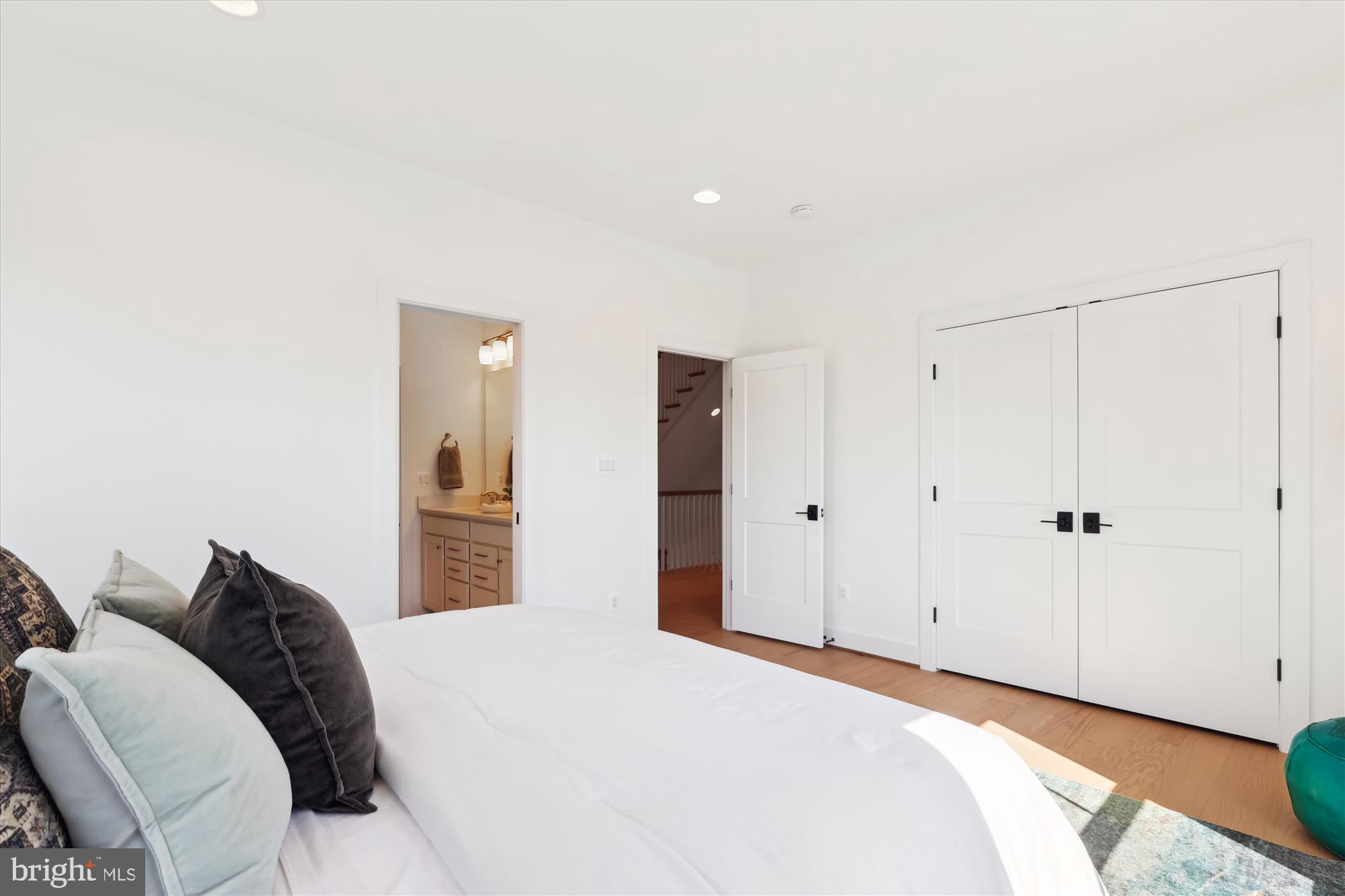 BERKSHIRE - Residential