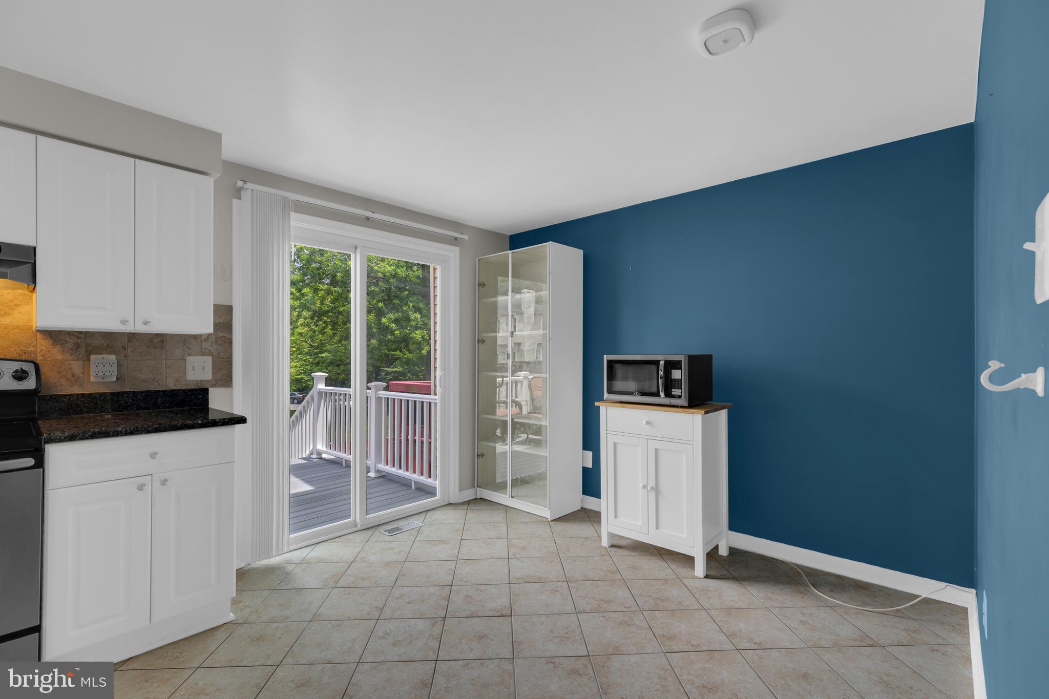 WASHINGTON SQUARE - Residential