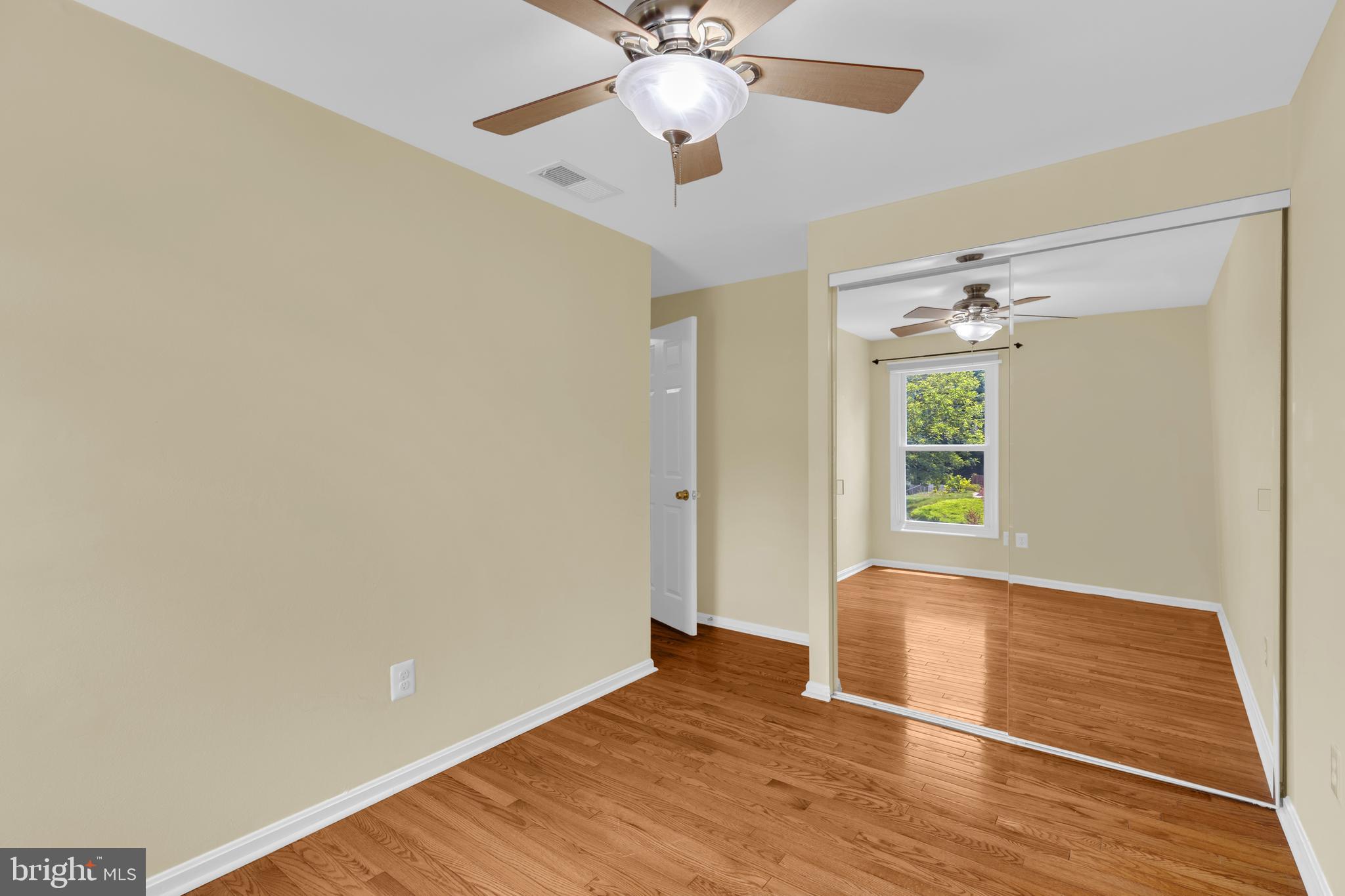 WASHINGTON SQUARE - Residential