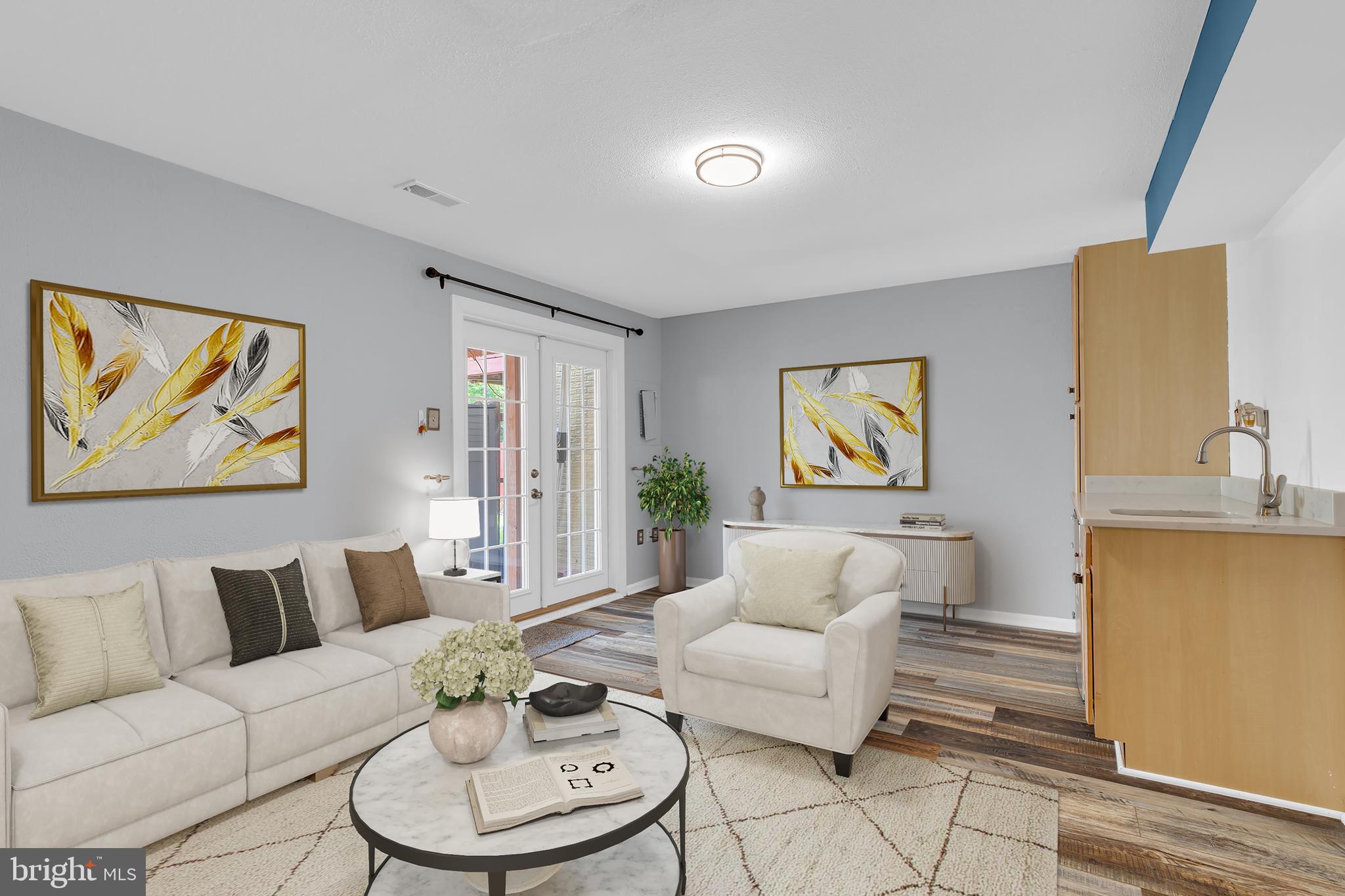 WASHINGTON SQUARE - Residential