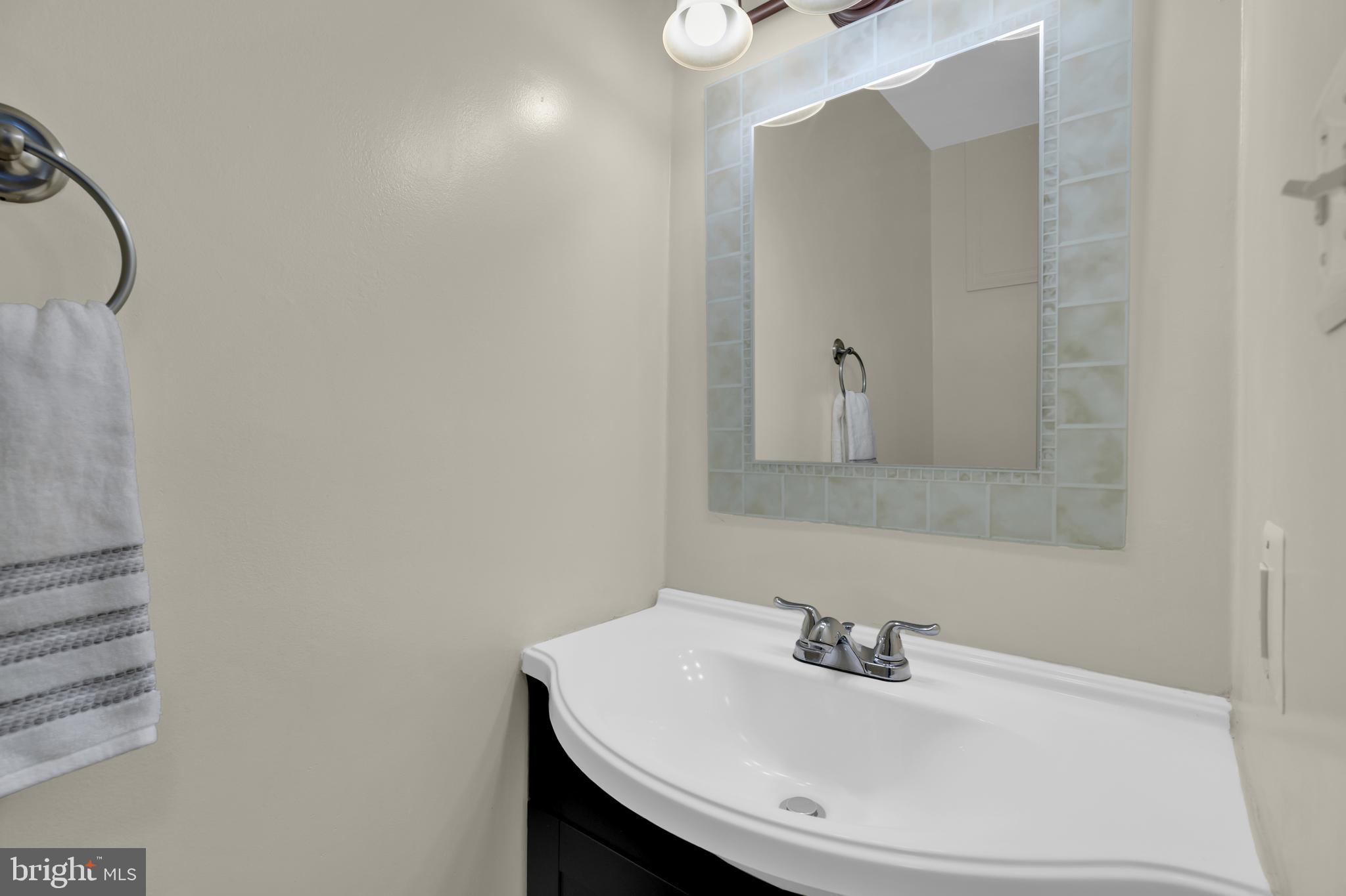 WASHINGTON SQUARE - Residential