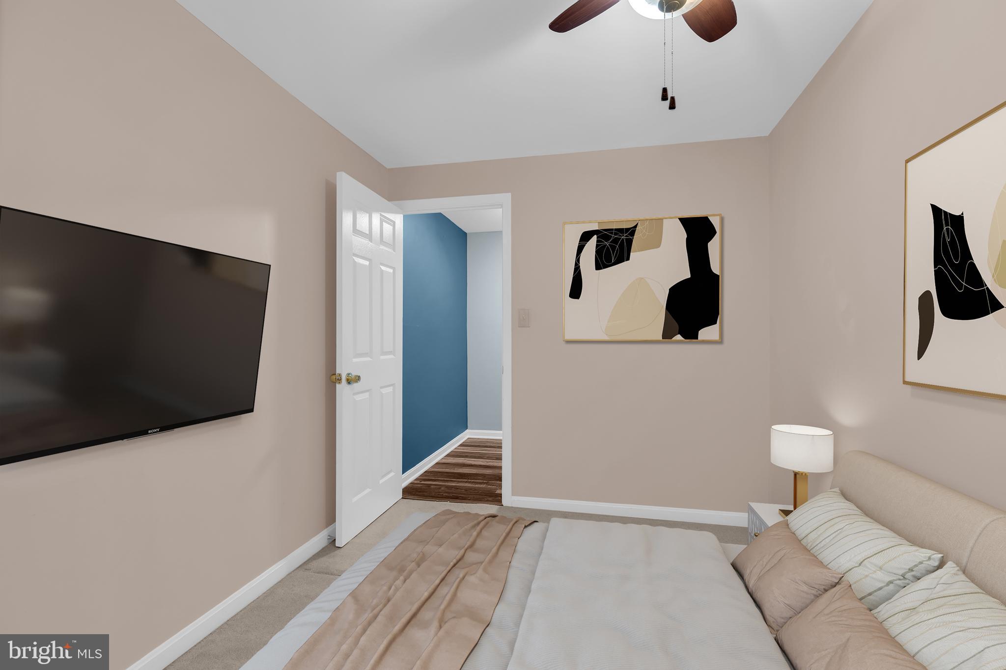 WASHINGTON SQUARE - Residential