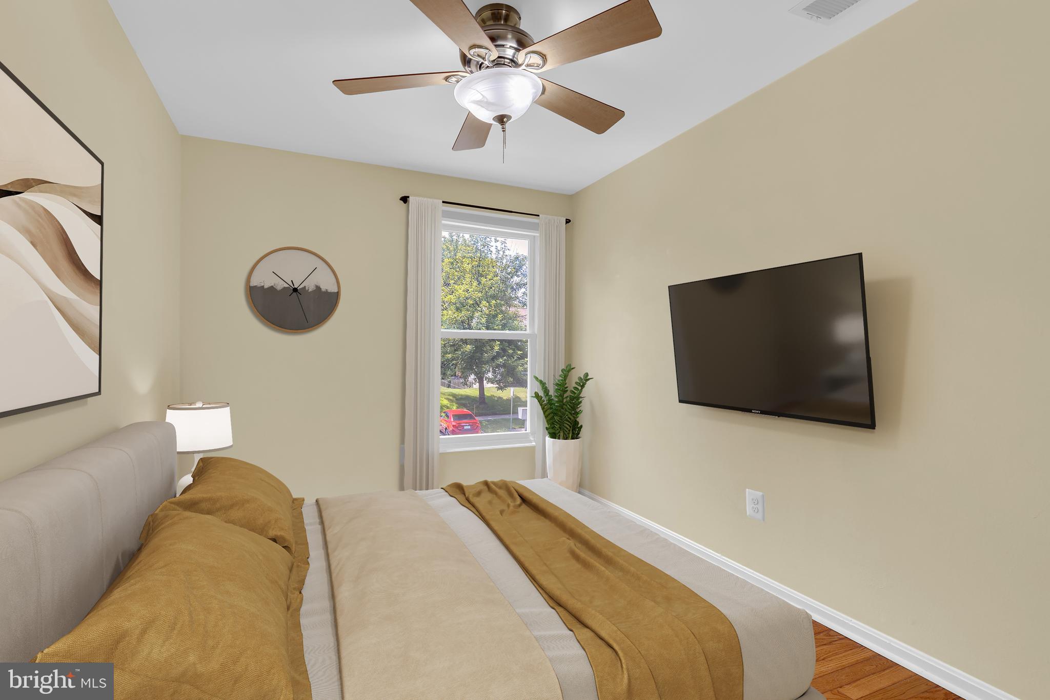 WASHINGTON SQUARE - Residential