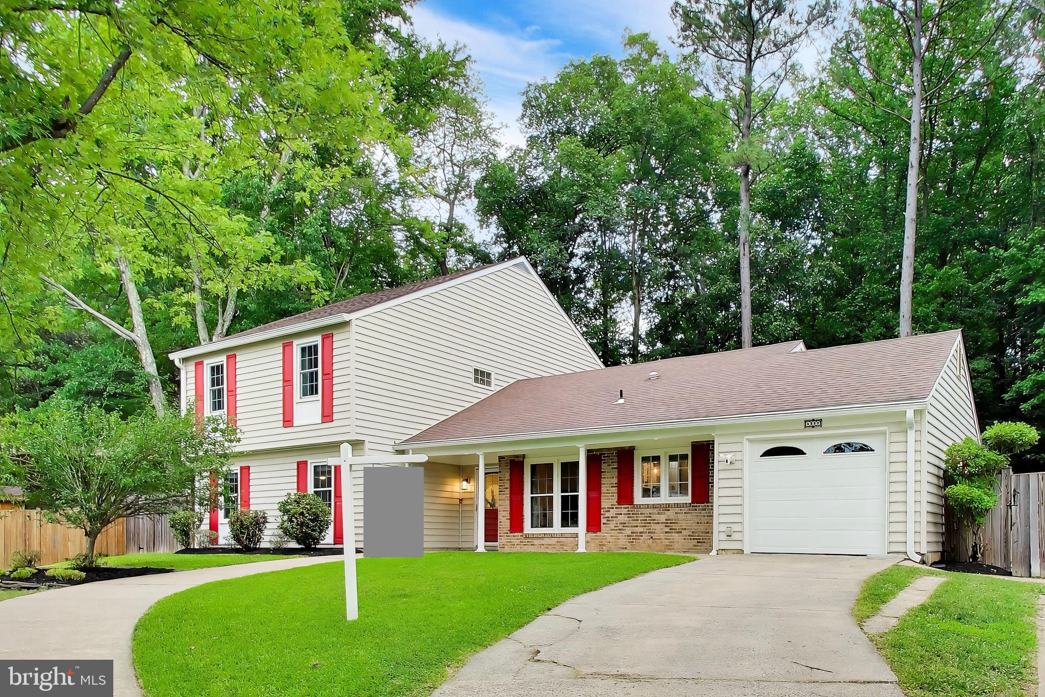 STONEYBROOKE - Residential