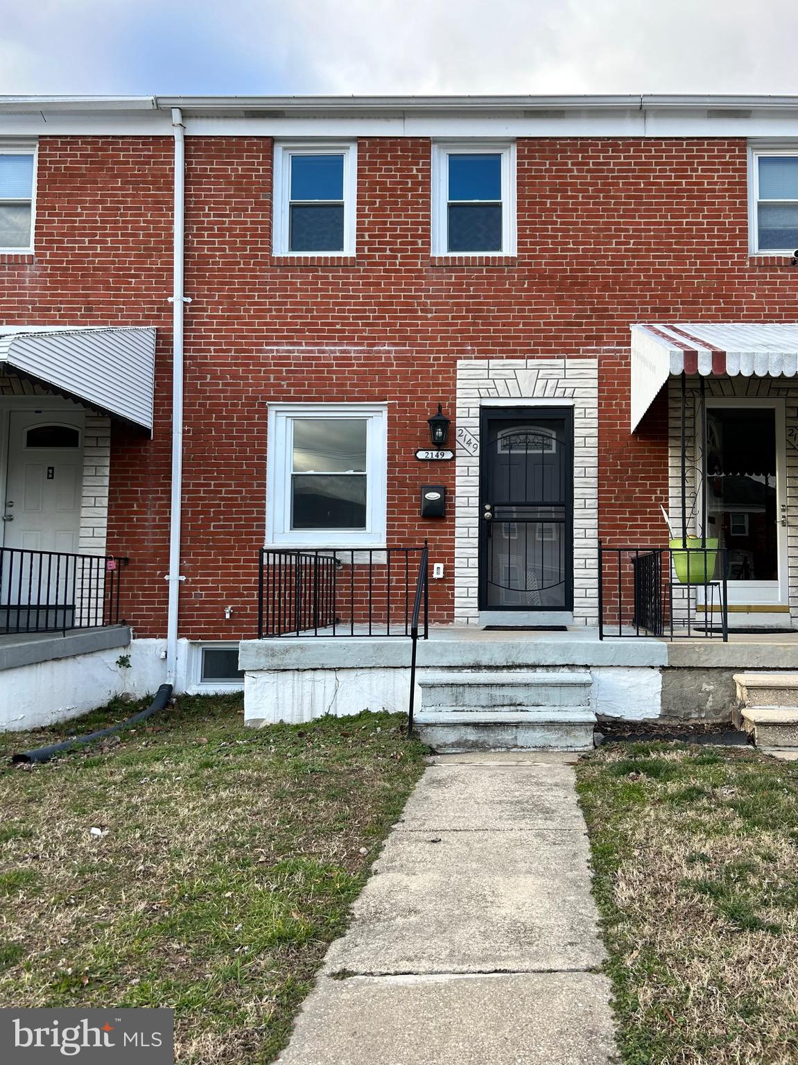 HAWTHORNE - Residential Lease