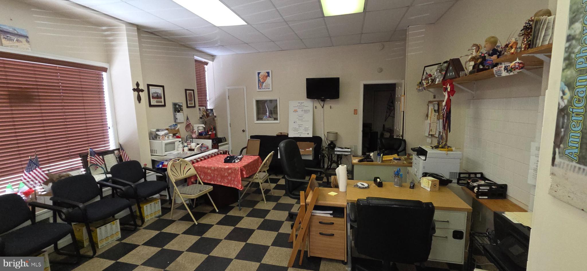 MELROSE - Commercial Sale